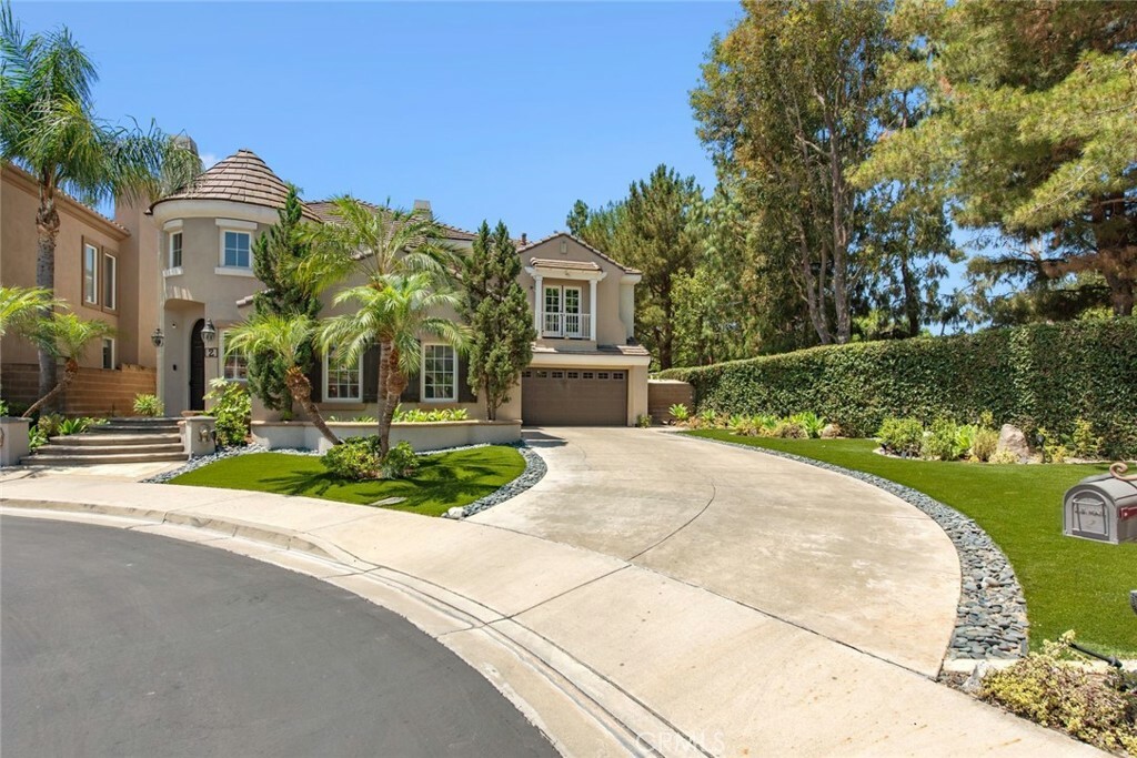 Property Photo: 2 Shadow CA 92620