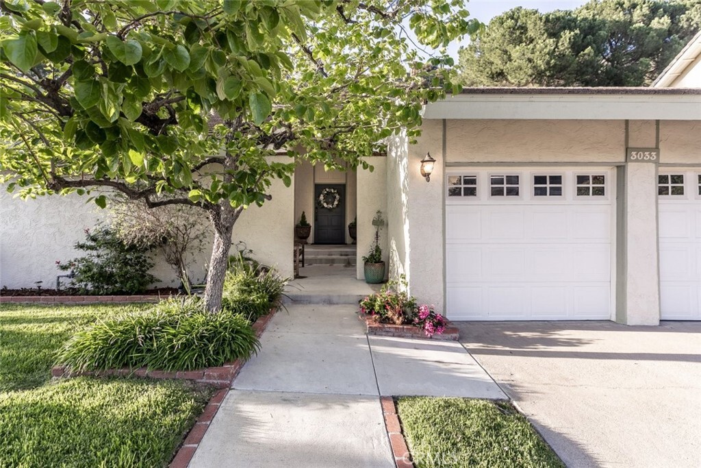 Property Photo: 3033 Hopeton Road CA 91214