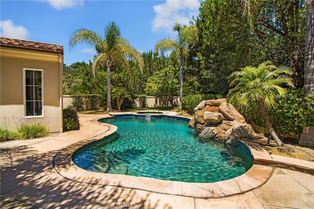 Property Photo: 1 Dolomiti CA 92657