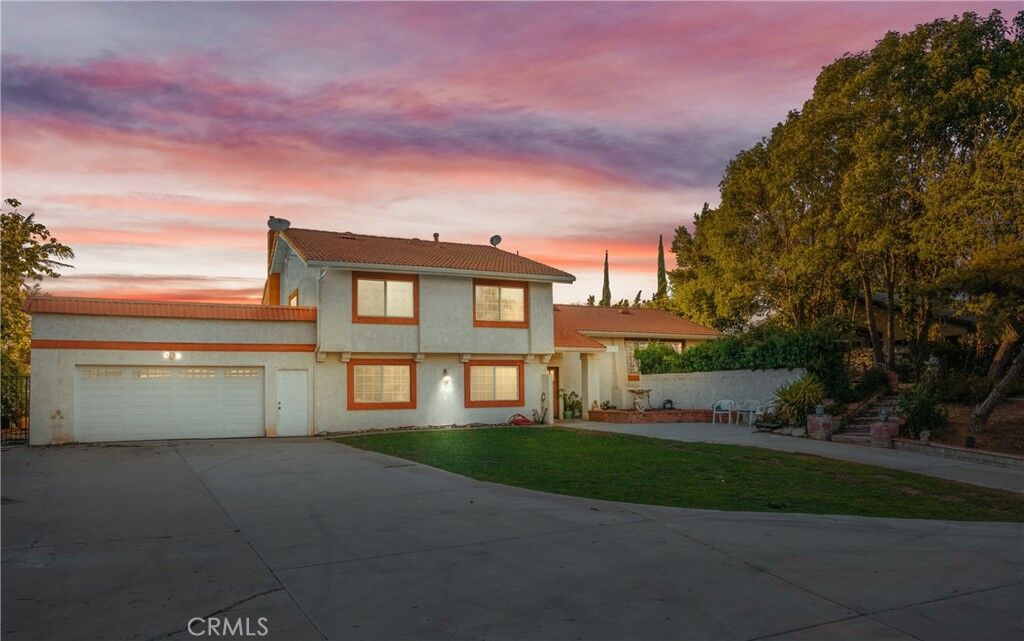 Property Photo:  5266 Bluff Street  CA 92860 