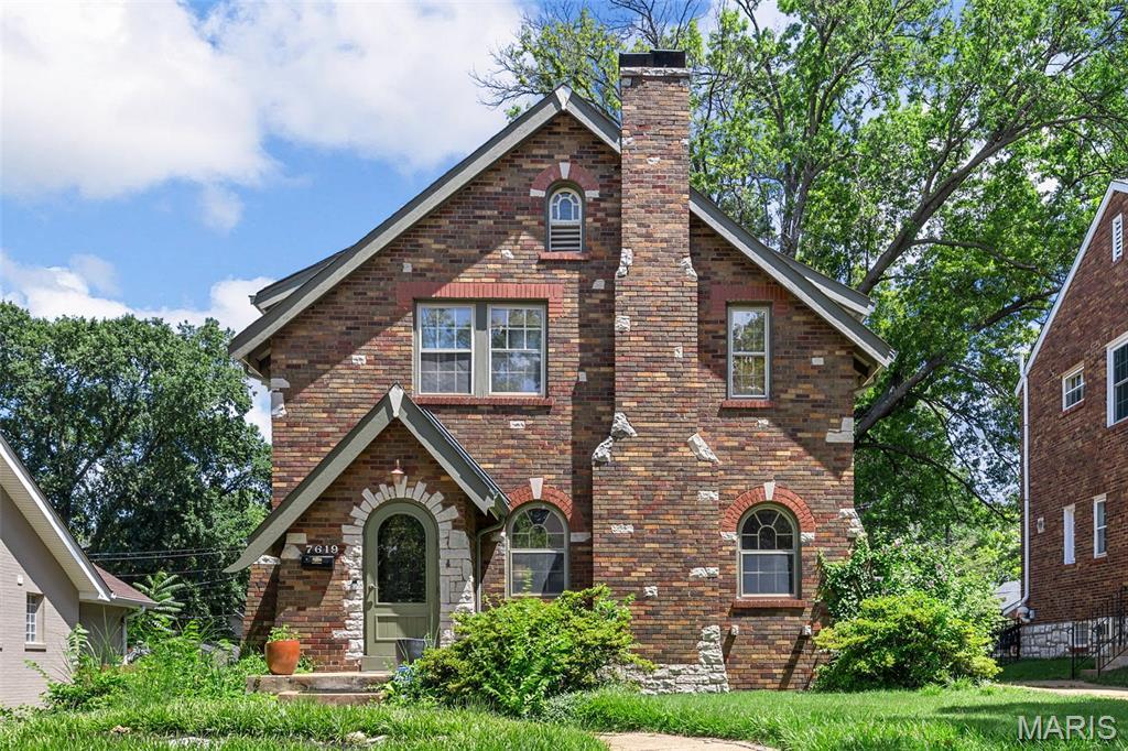 Property Photo:  7619 Delmar Boulevard  MO 63130 