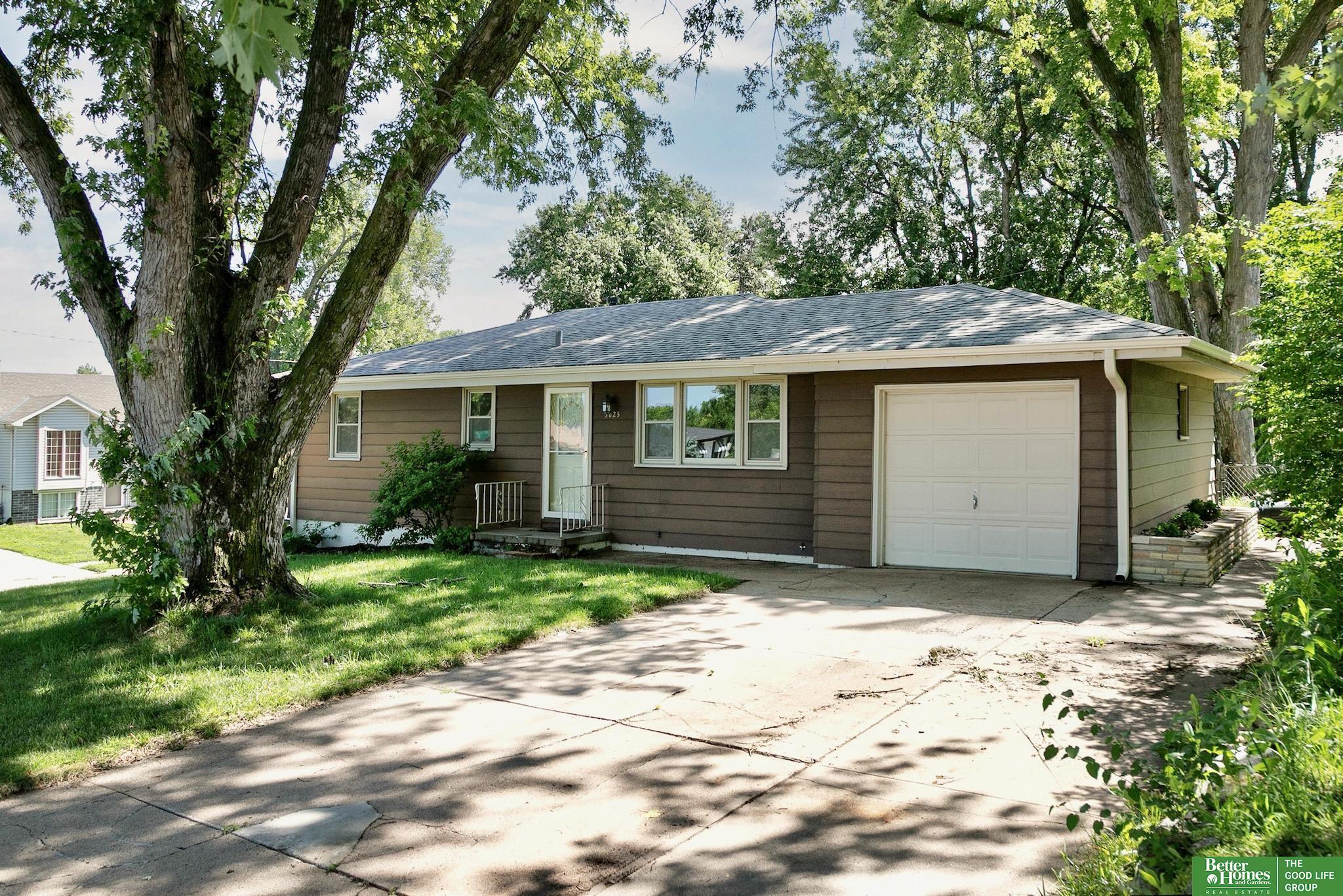 5025 N 58 Street  Omaha NE 68104 photo