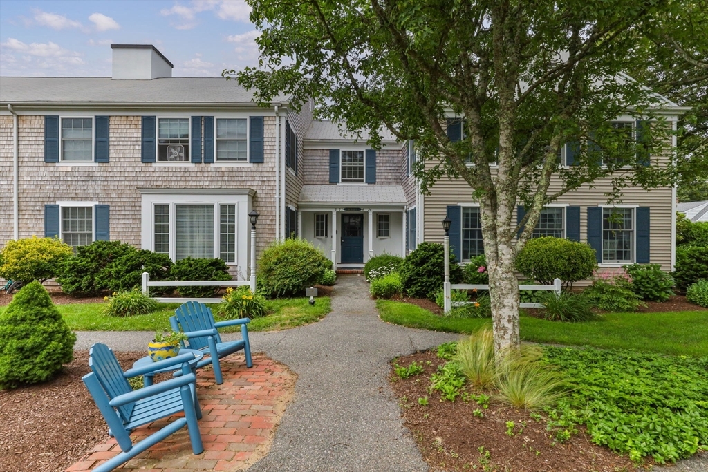 Property Photo:  15 Pleasant Street W-24  MA 02646 