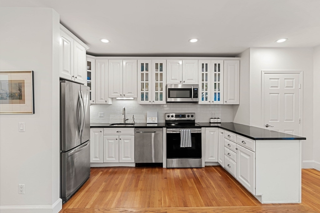 Property Photo: 16 Claremont Park 2 MA 02116