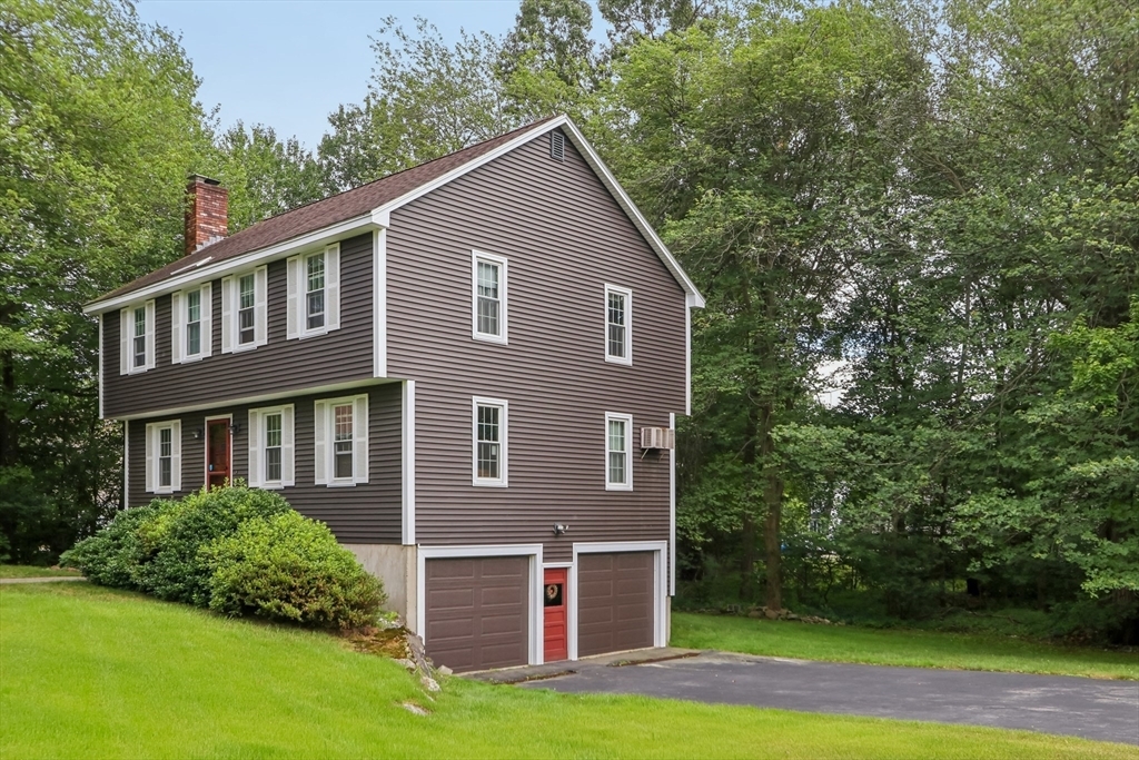 5 Sycamore Rd  Methuen MA 01844 photo