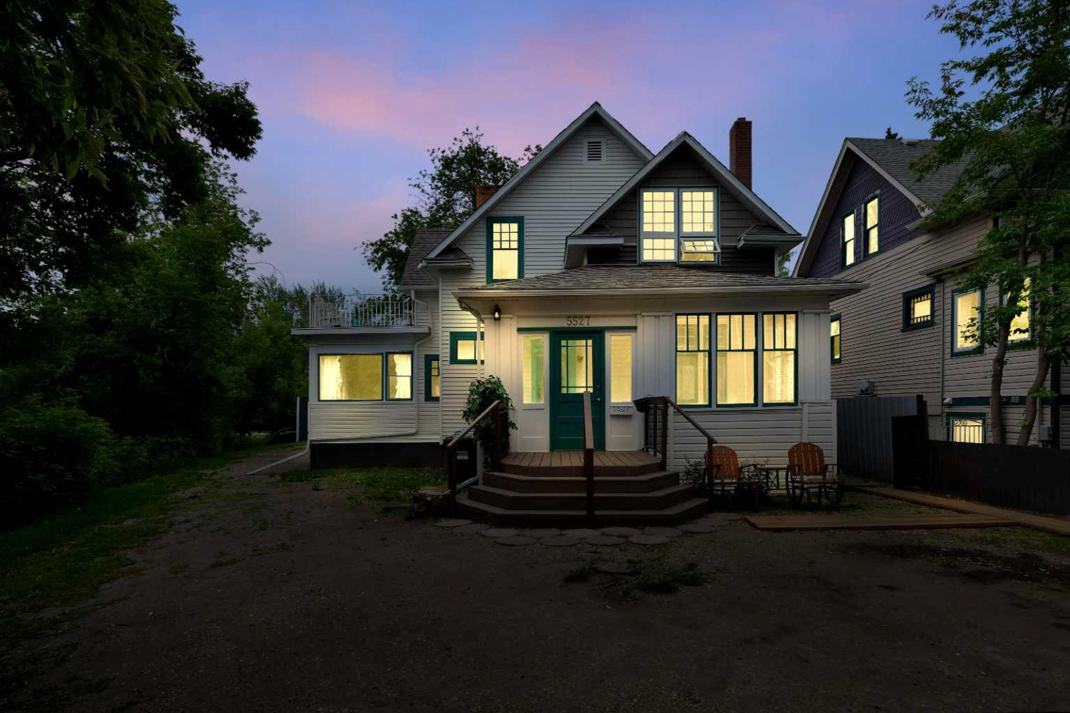 Property Photo:  5527 49A Avenue  AB T4N 3X6 