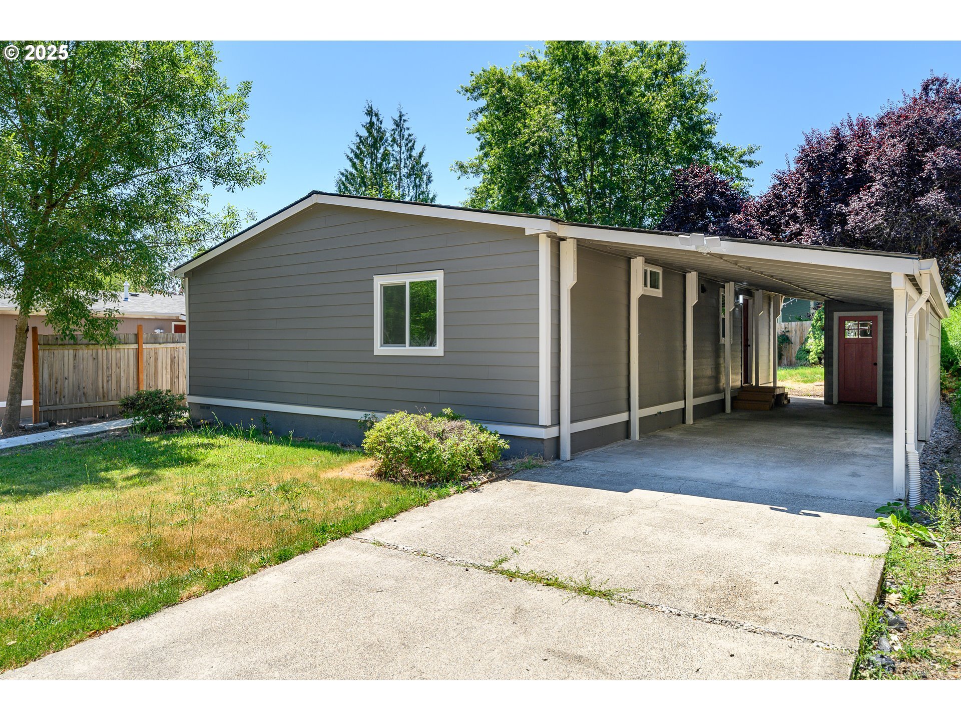 Property Photo: 13620 SW Beef Bend Rd 38 OR 97224