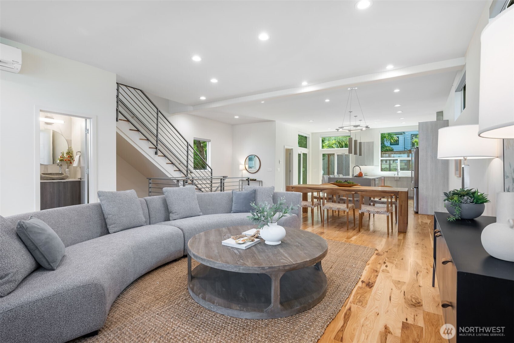Property Photo: 6012 Palatine Avenue N WA 98103