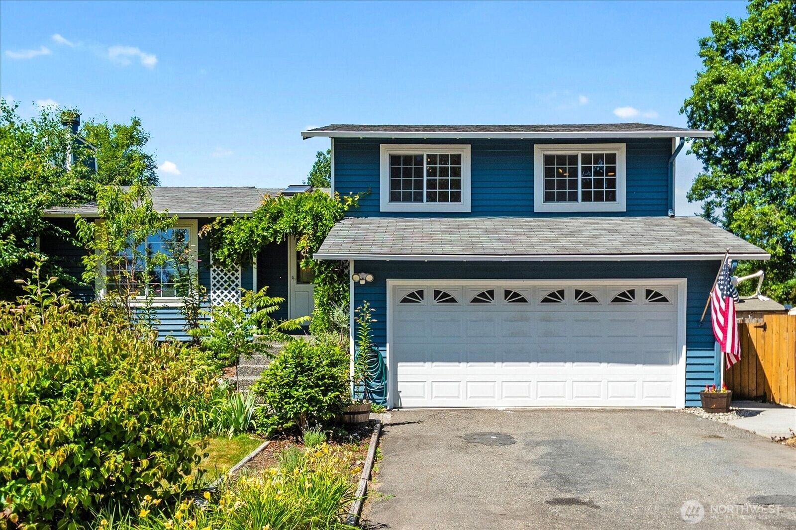 Property Photo:  13218  46th Drive NE  WA 98271 