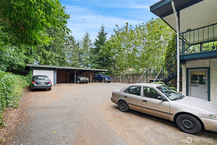 Property Photo: 15645 42nd Avenue S WA 98188