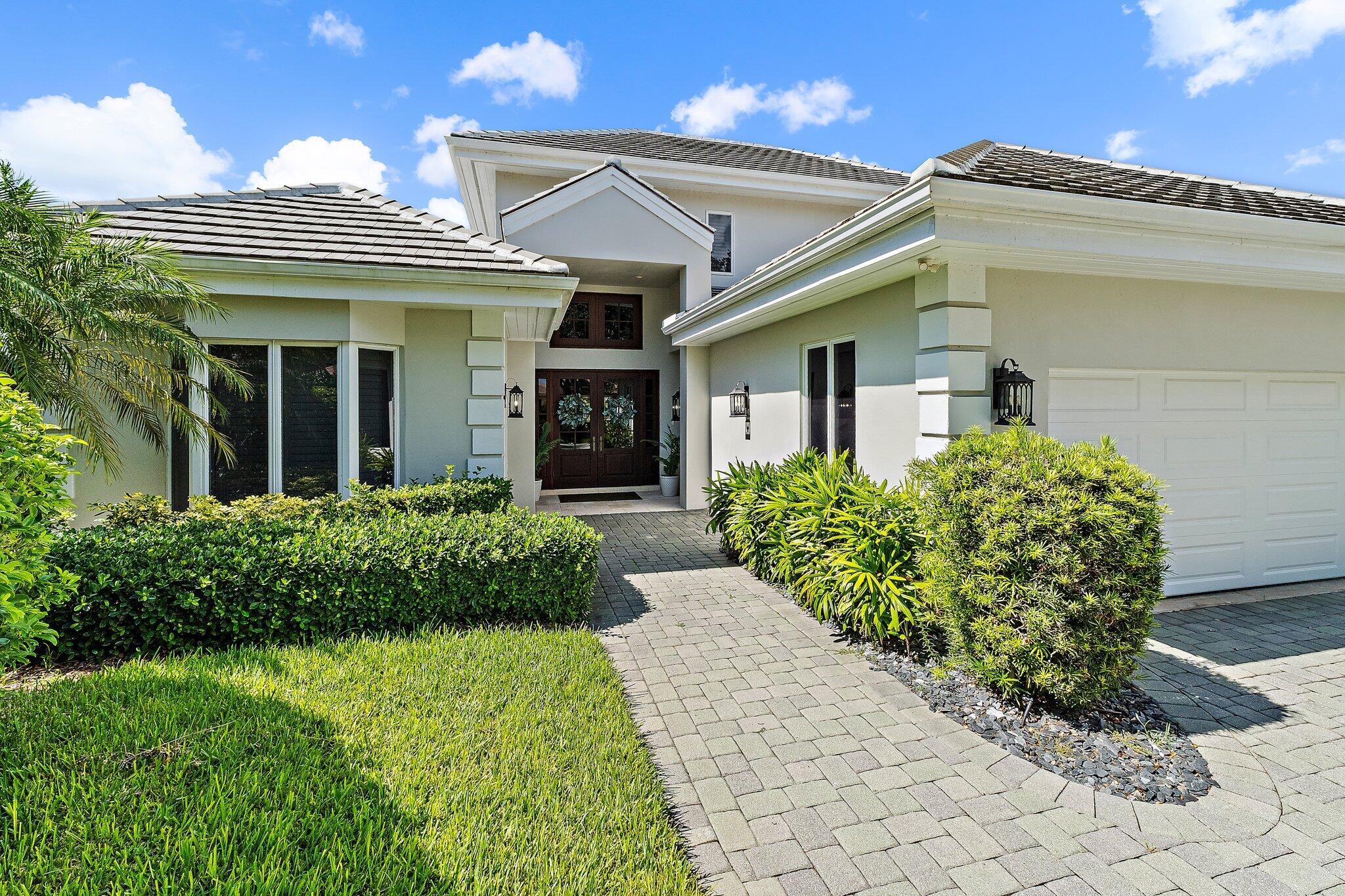 Property Photo: 12062 SE Prestwick Terrace FL 33469