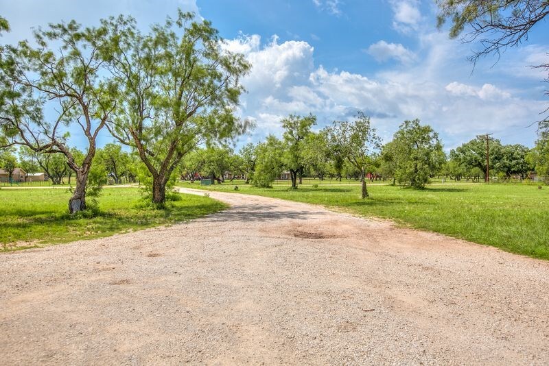 Property Photo: 9826 Floyd Lane TX 76901