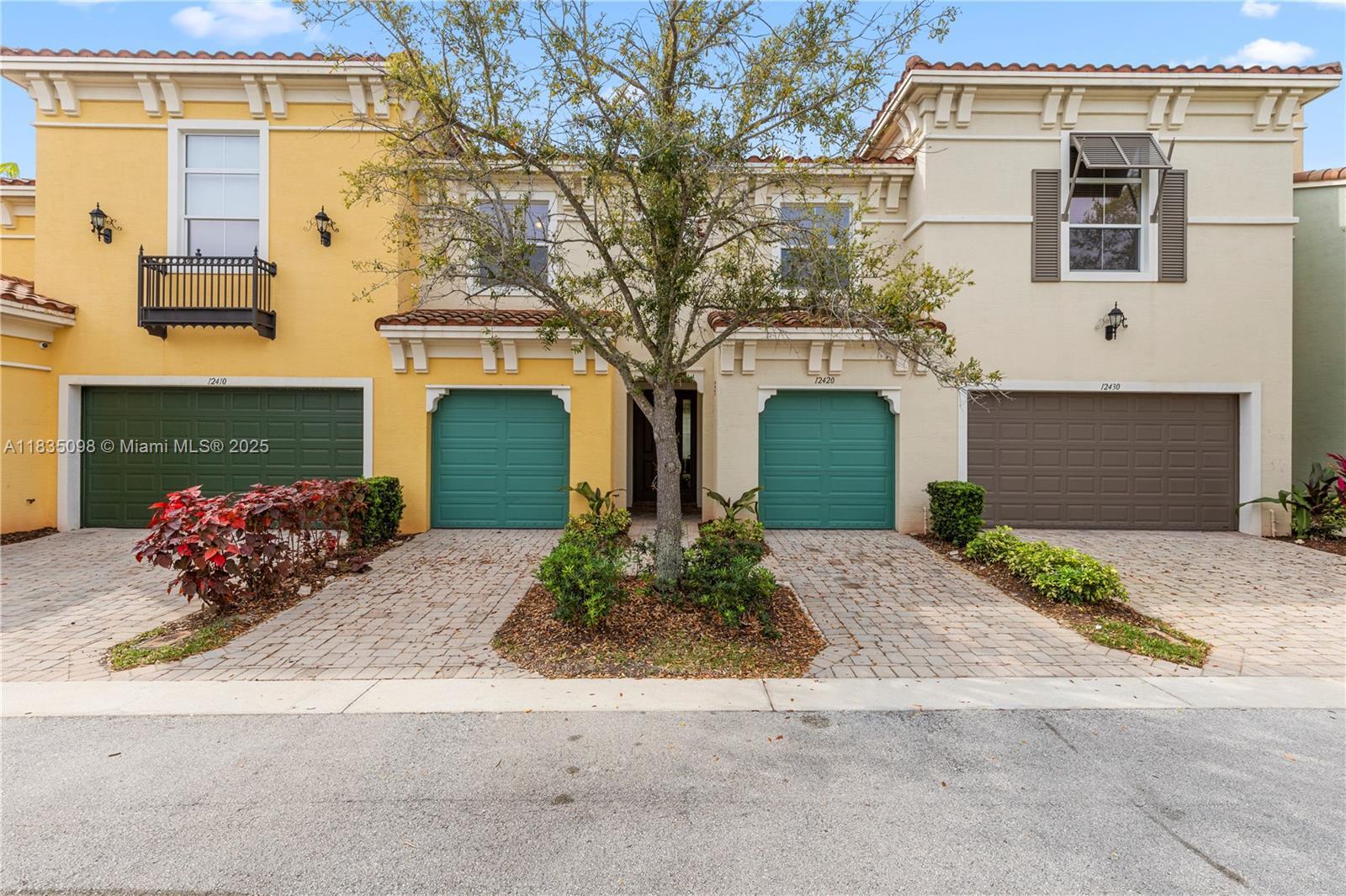 Property Photo: 12420 NW 33rd St FL 33323