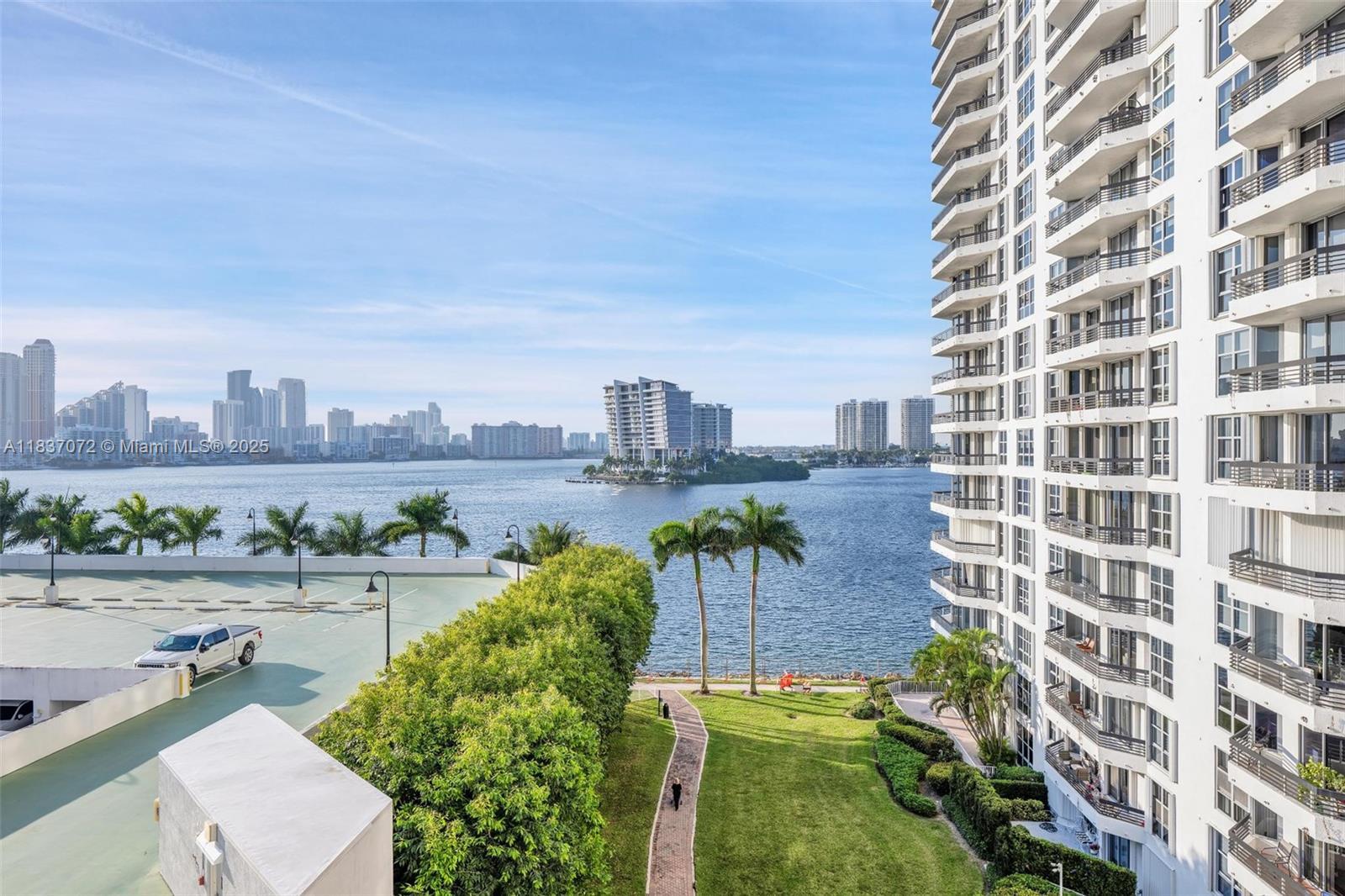 Property Photo: 3530 Mystic Pointe Dr 710 FL 33180