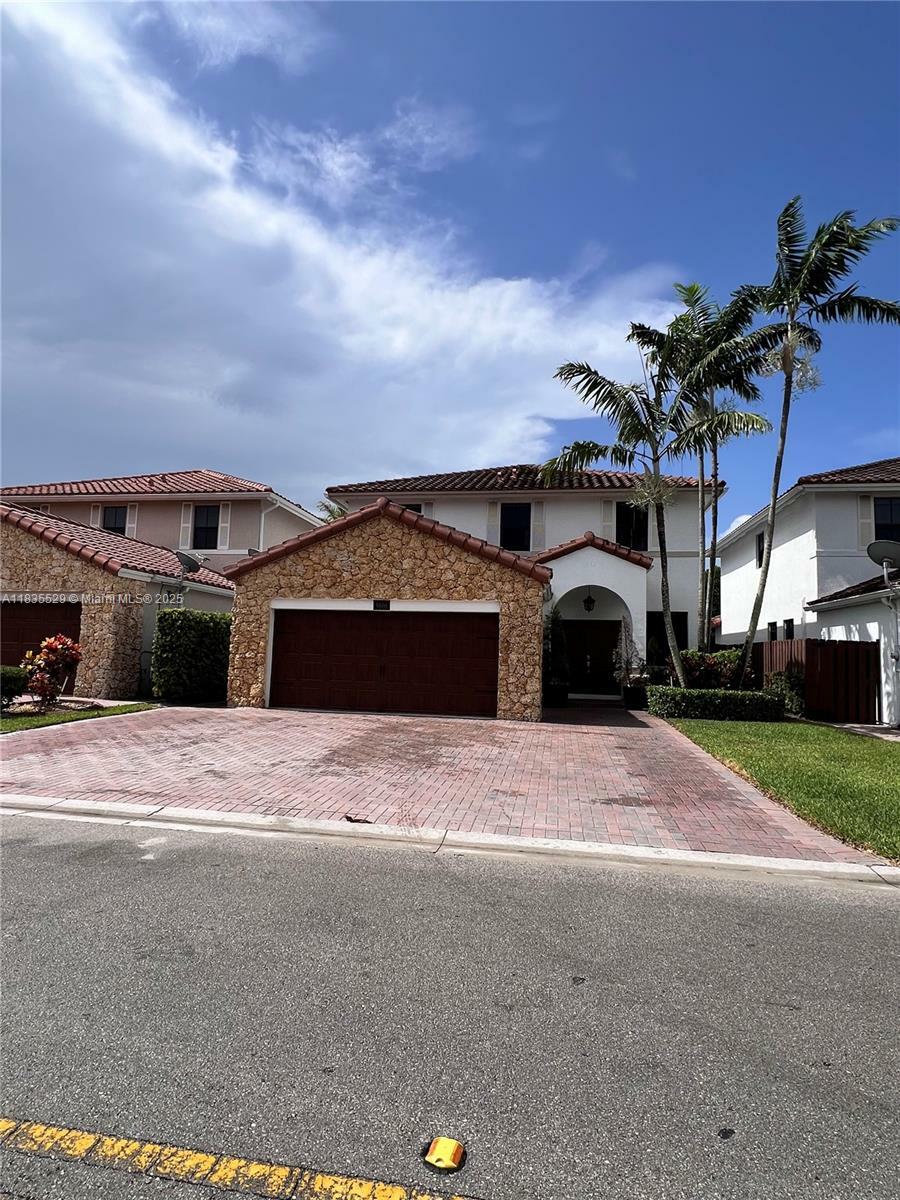 Property Photo: 9866 NW 10th St FL 33172