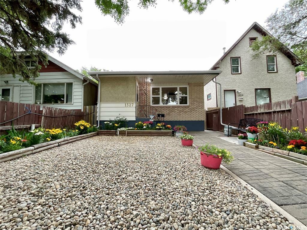 Property Photo: 1327 Athol Street SK S4T 3C6