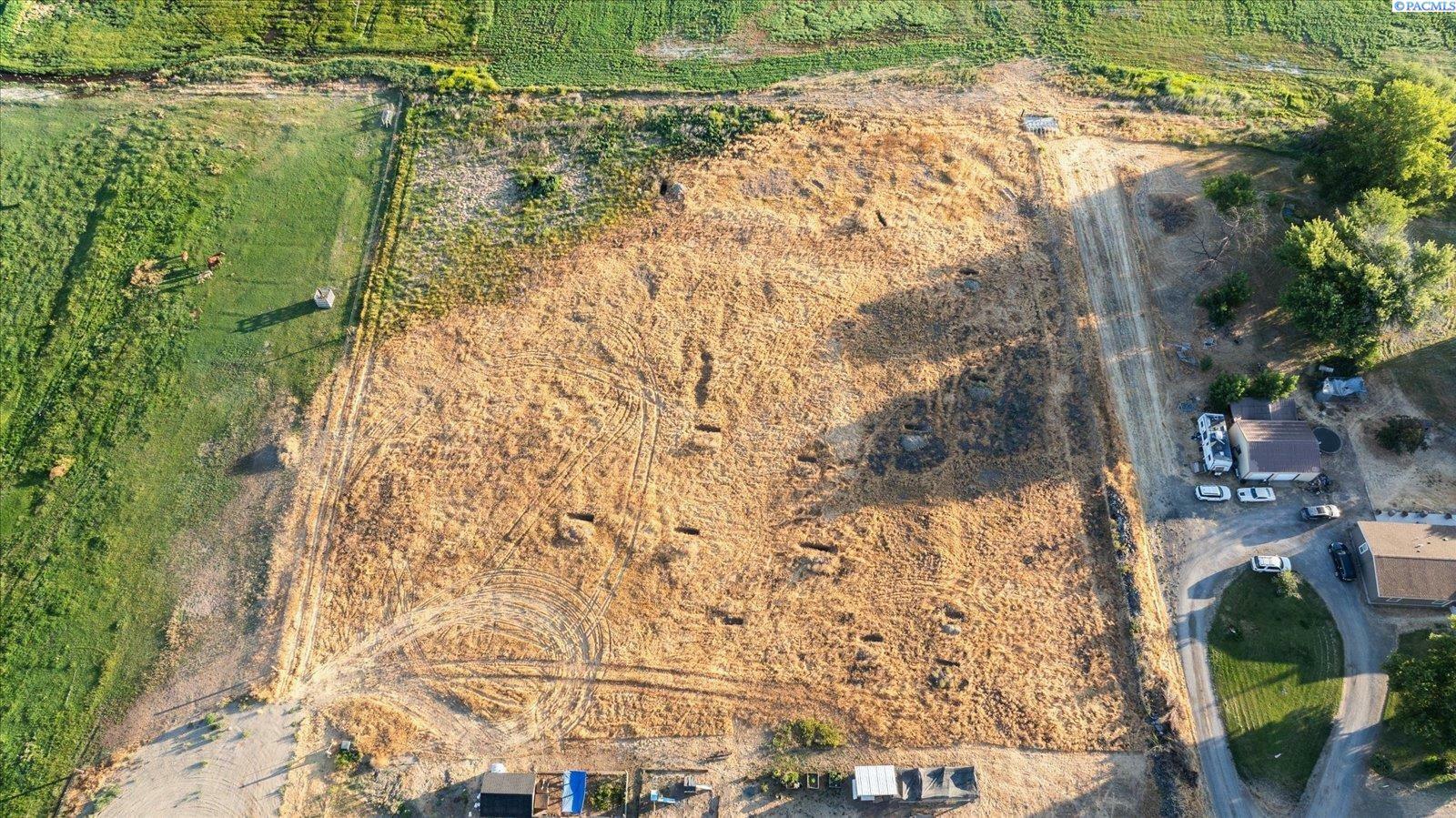 Property Photo: S 1544 Pr SW WA 99350