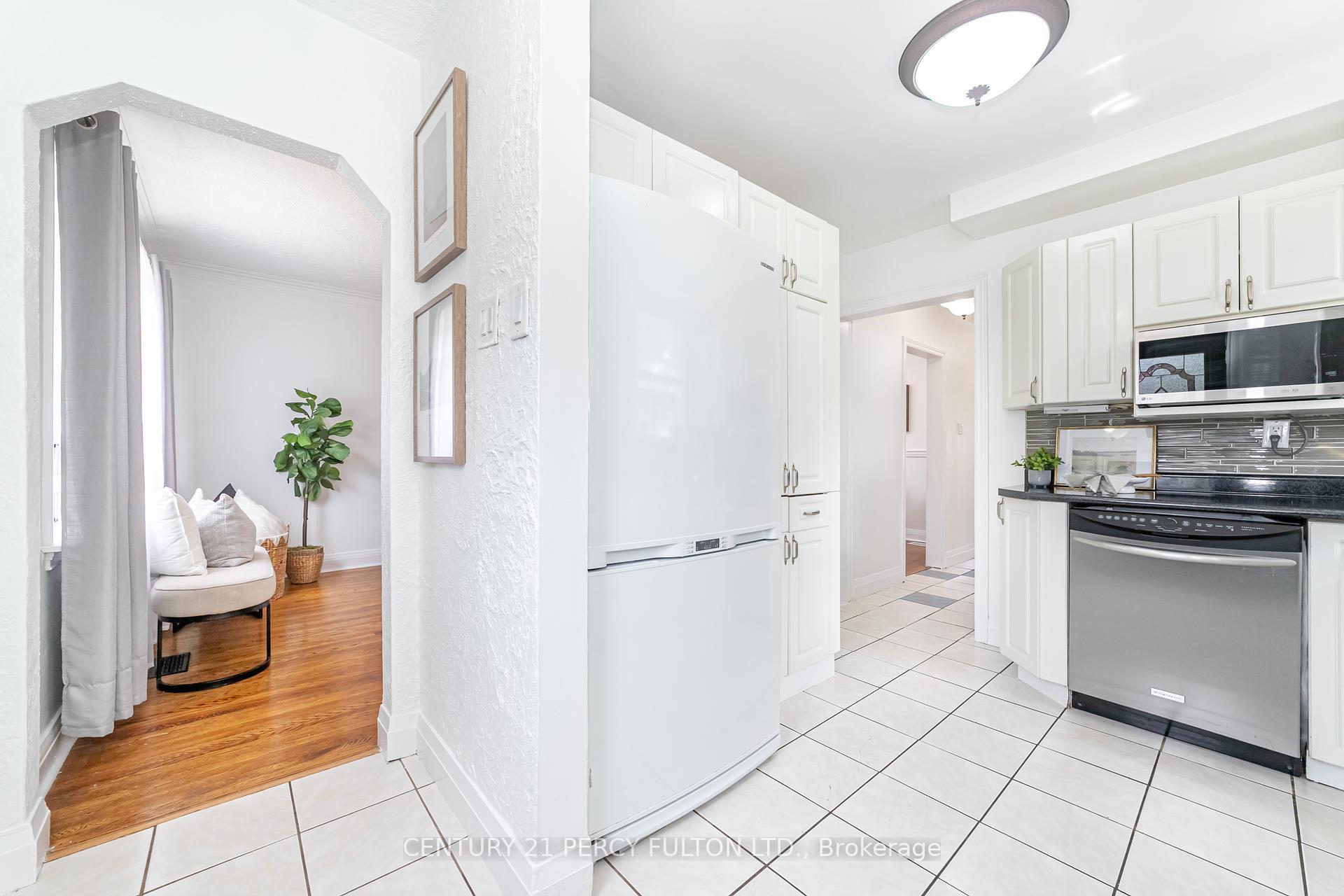 Photo de la propriété:  7 Flempton Crescent  ON M1K 3B3 