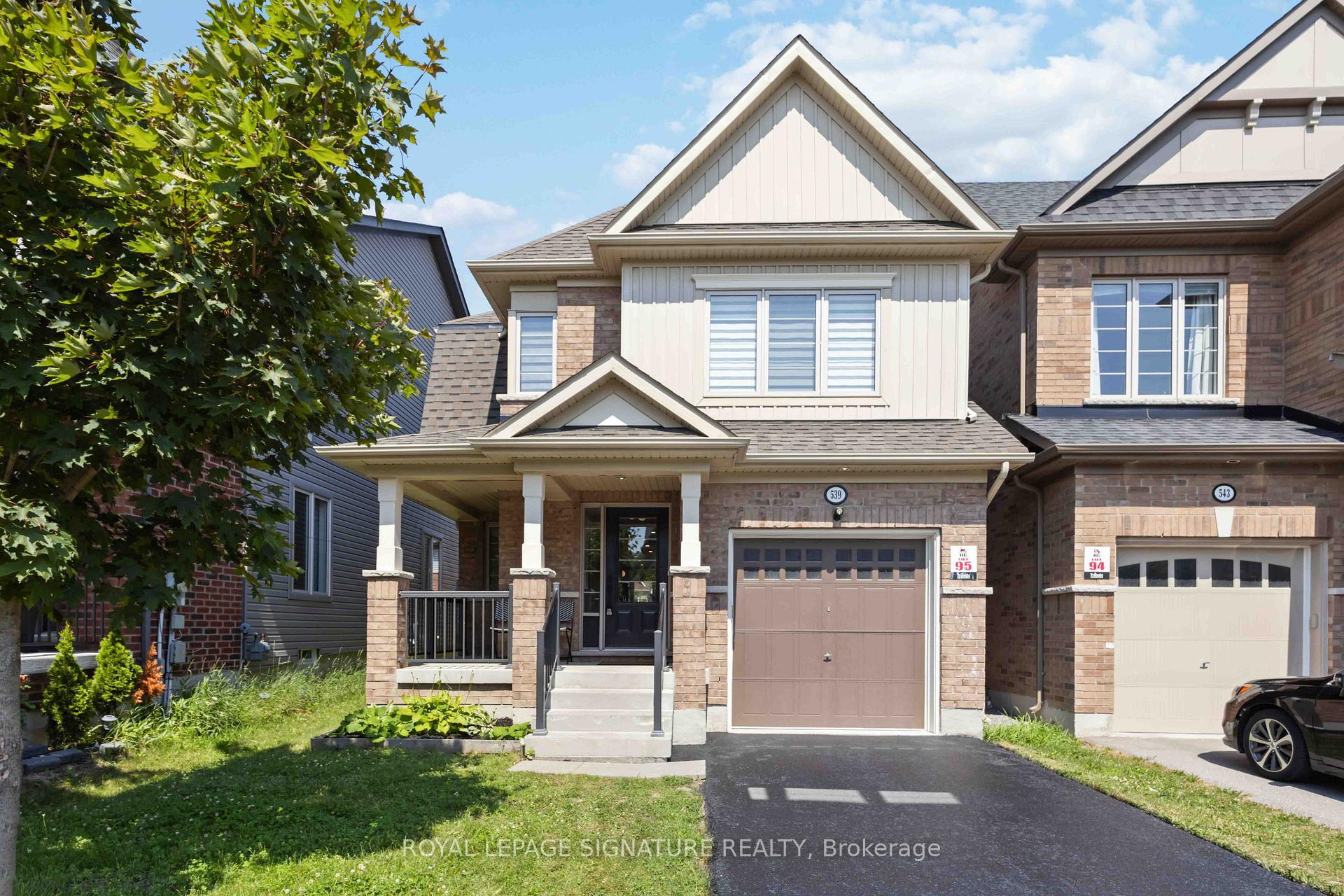 Property Photo: 539 Windfields Farm Drive W ON L1L 0L7