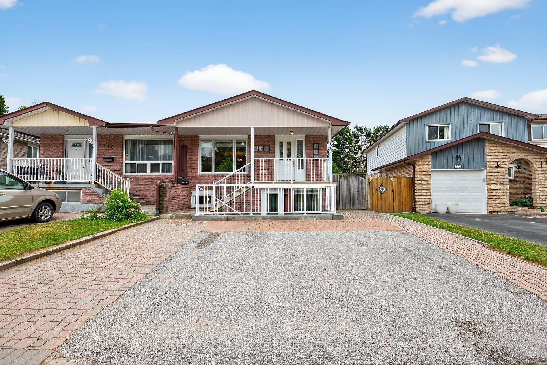 Property Photo:  120 Kozlov Street  ON L4N 4P9 