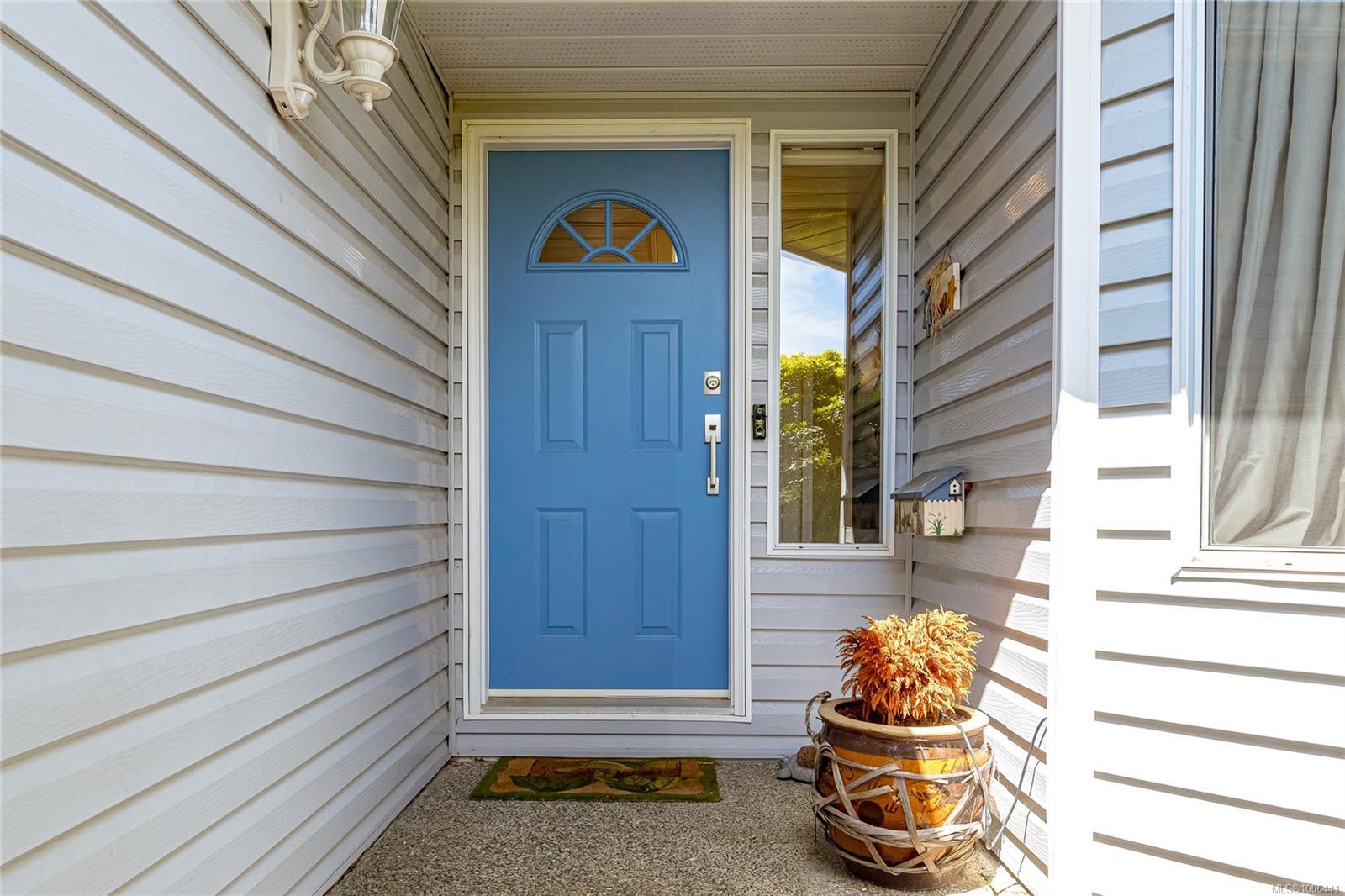 Property Photo: 2056 Northbrook Dr BC V8L 4J5