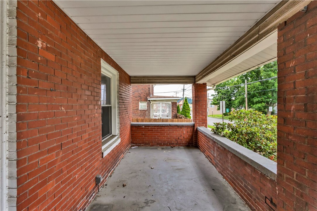 Property Photo: 322 4th St PA 16117