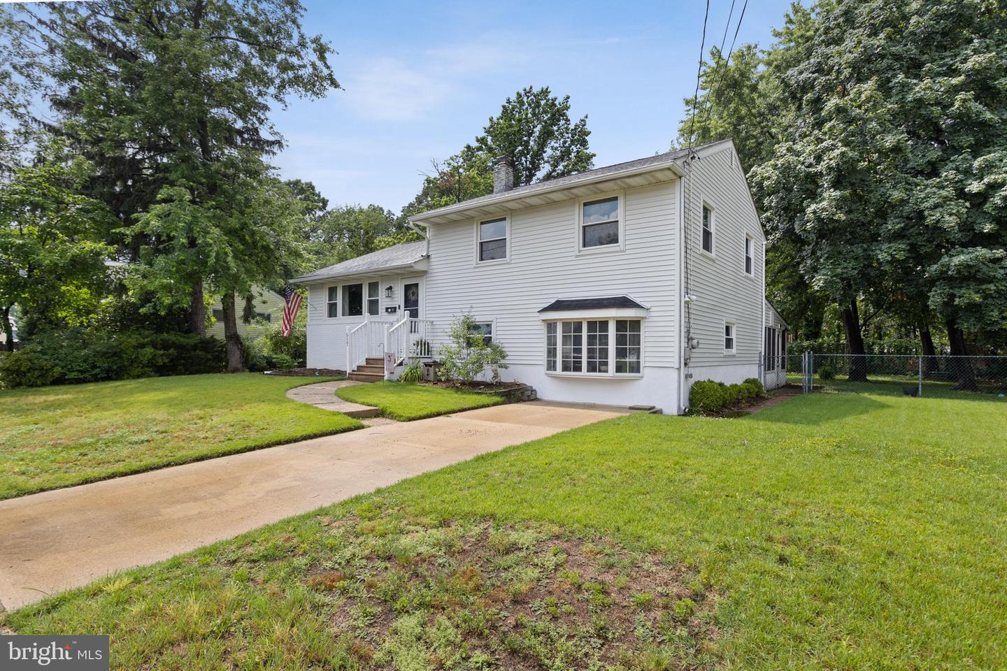Property Photo: 517 8th Street NJ 08075