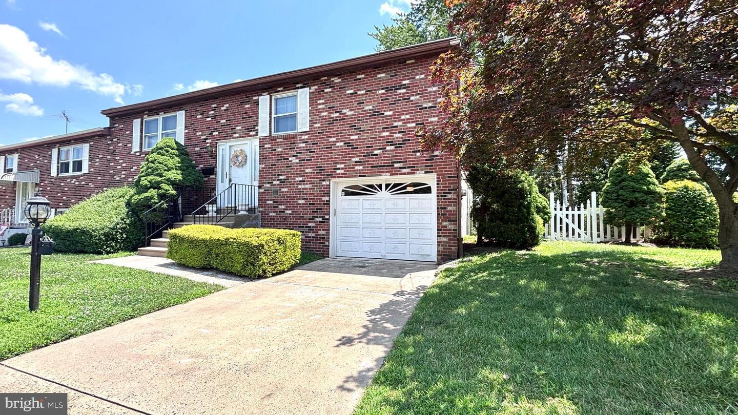 Property Photo: 9401 Tulip Street PA 19114