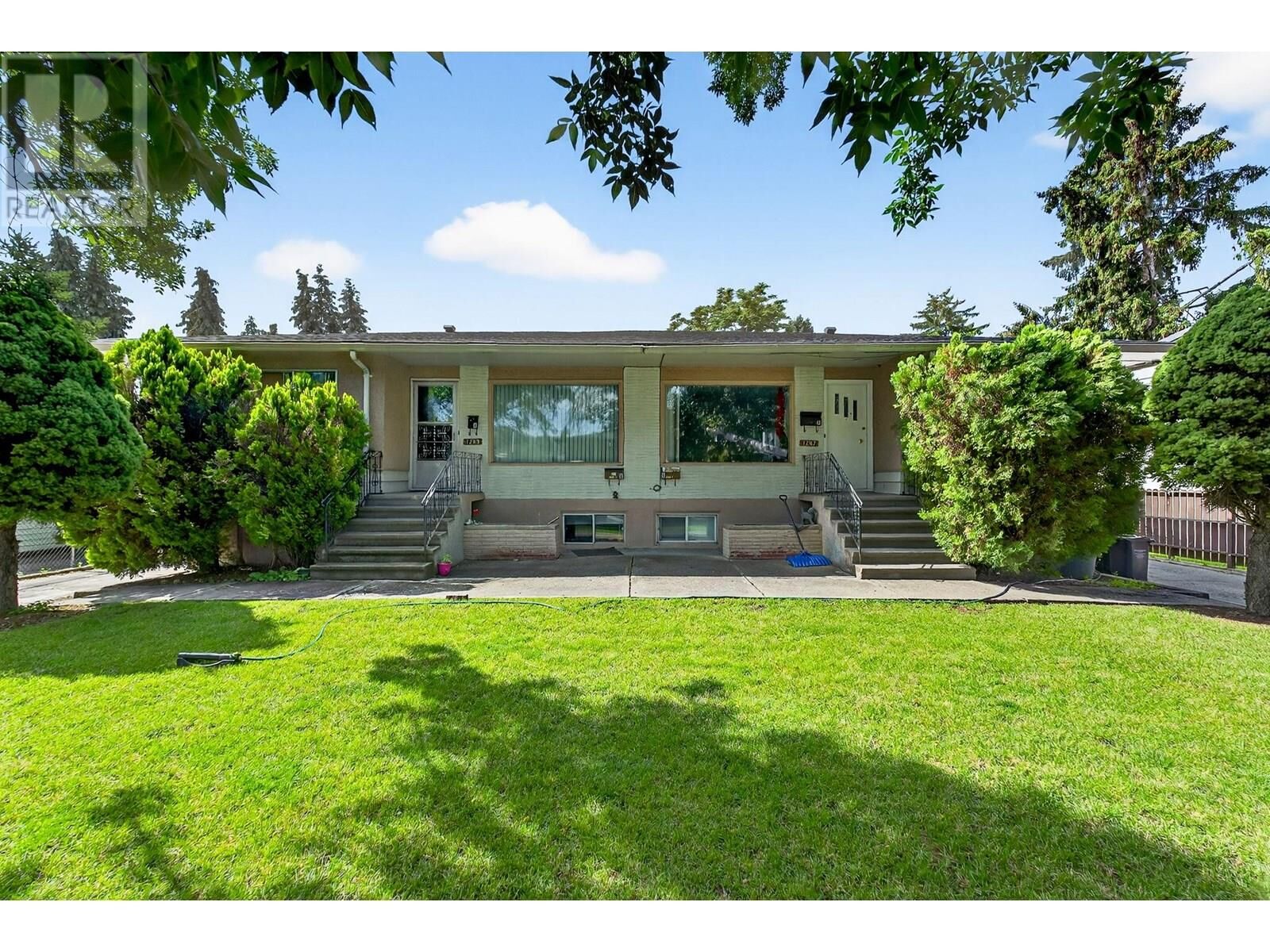 Property Photo:  1287-1289 Lawrence Avenue  BC V1Y 6M5 