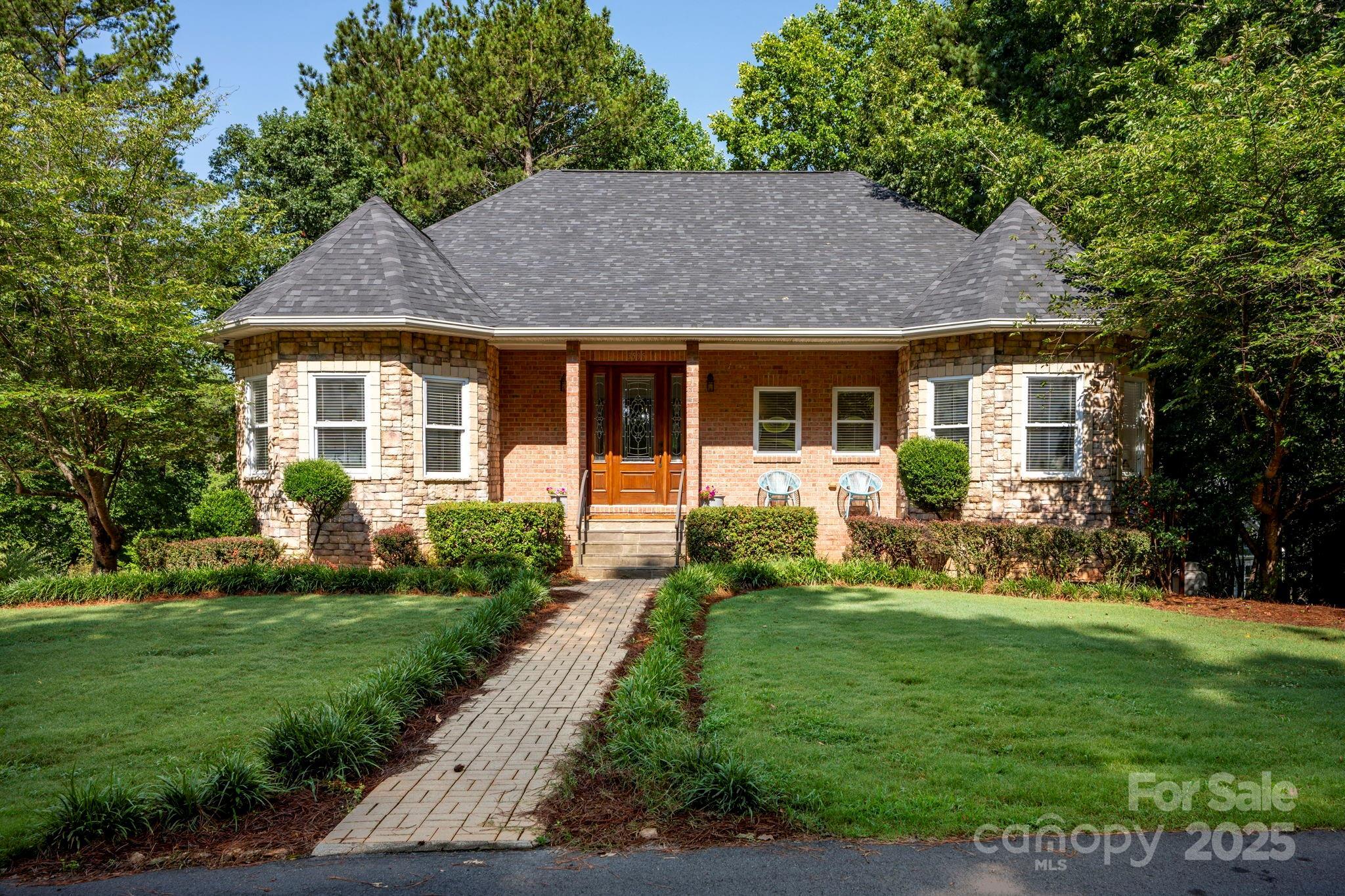 3595 Lake Bluff Drive  Sherrills Ford NC 28673 photo