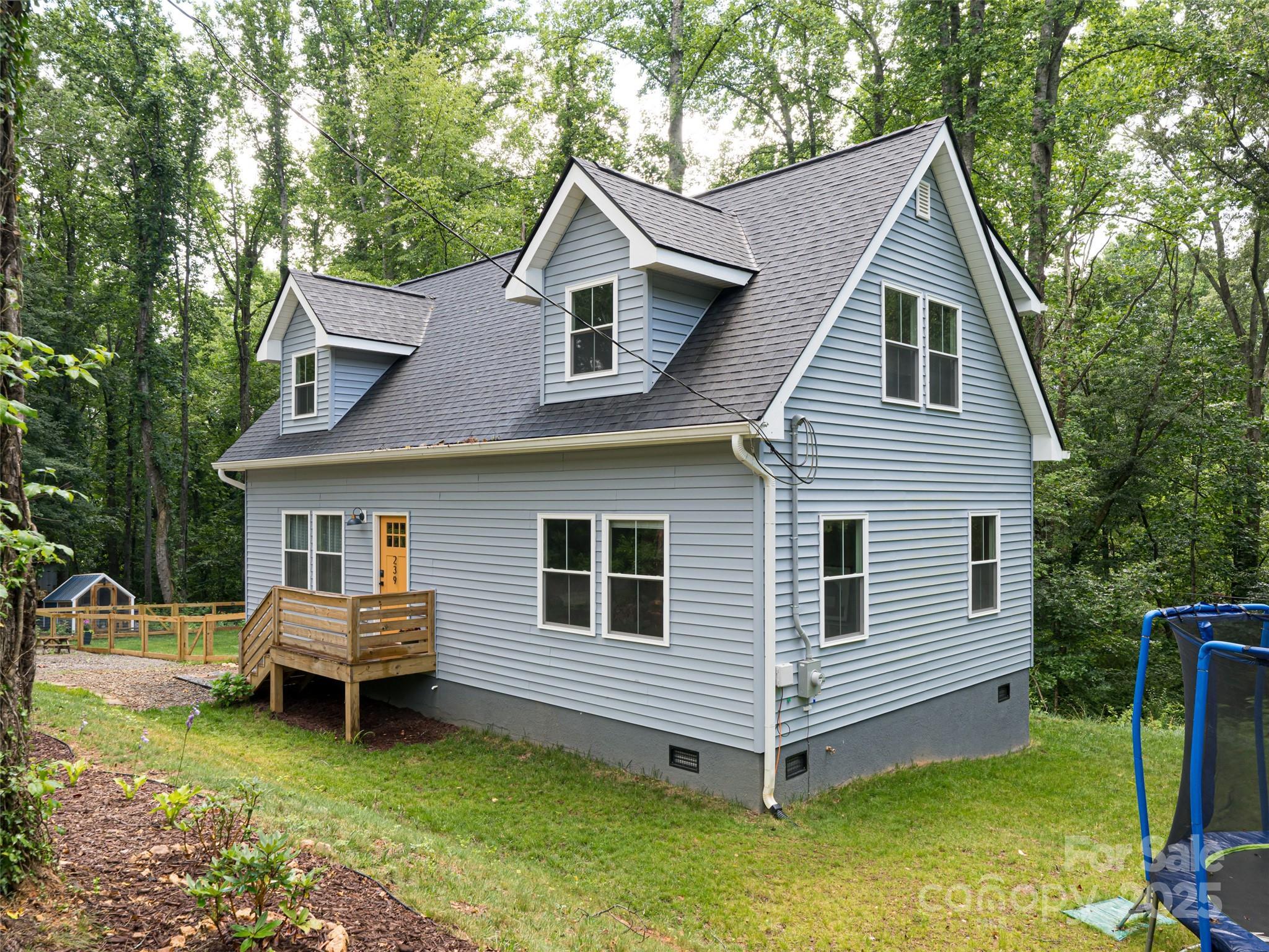 Property Photo: 239 Bonnies Meadow Place NC 28806