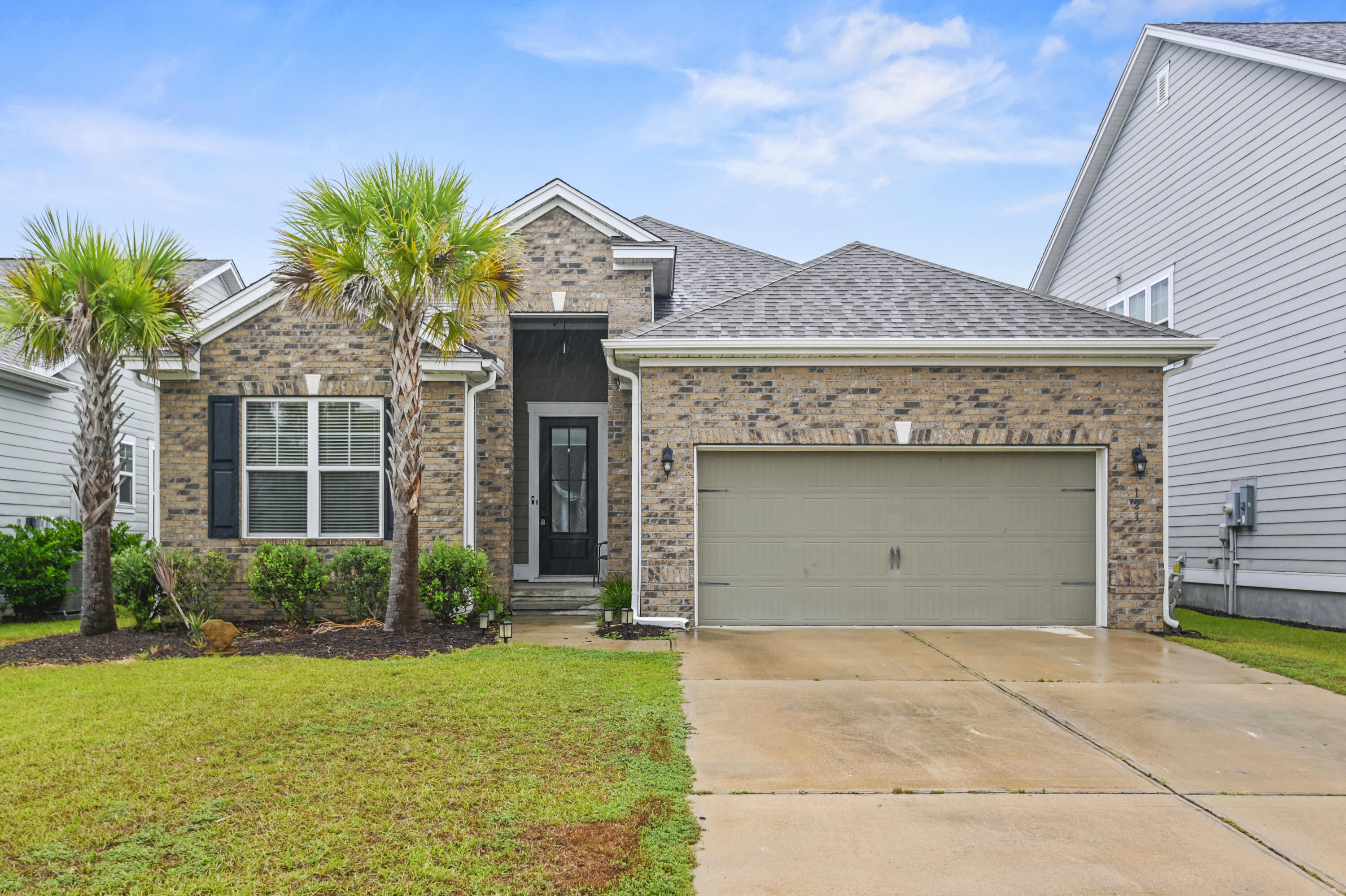 Property Photo: 123 Whaler Avenue SC 29486