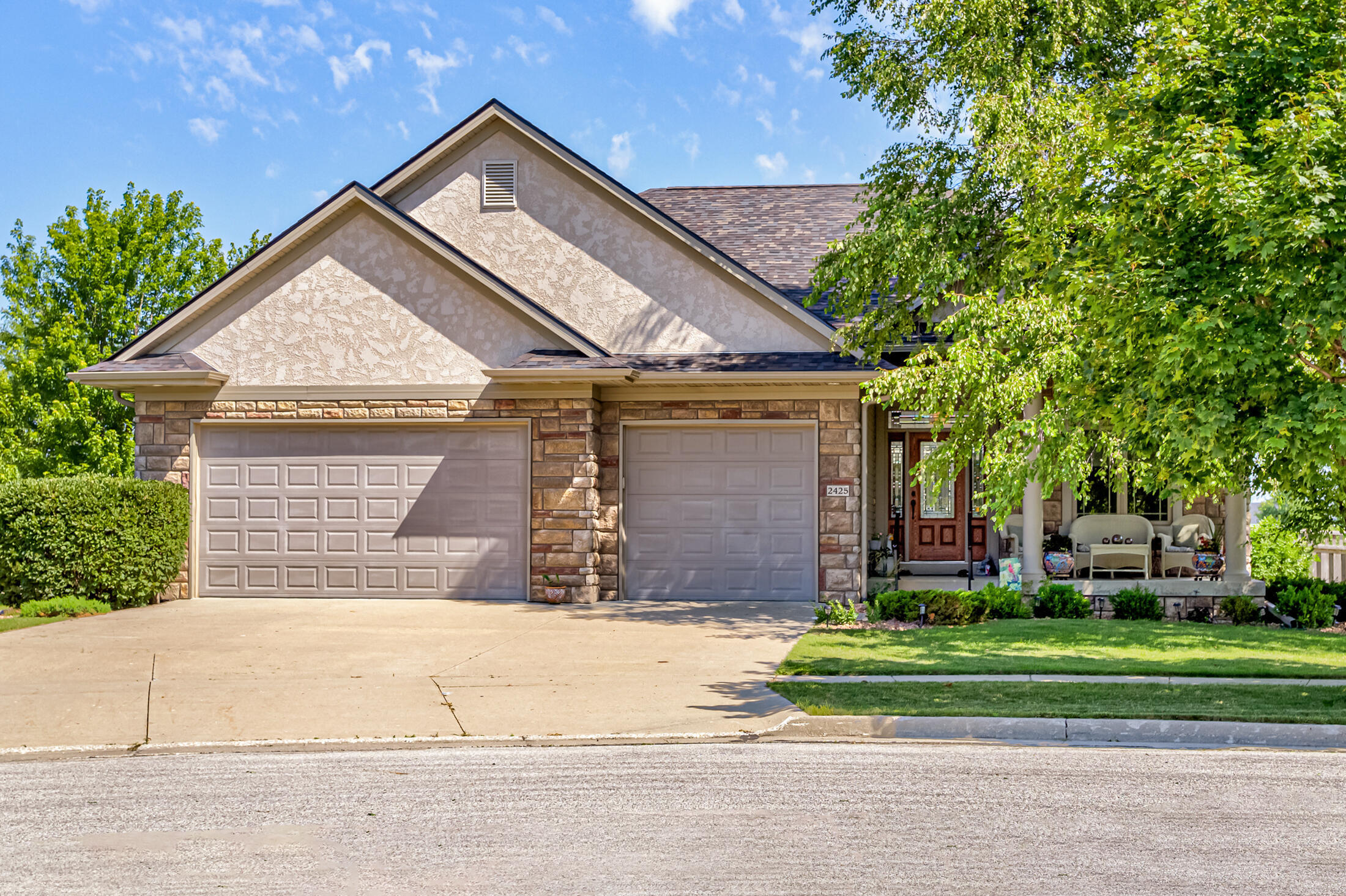 2425 Dalton Circle  Ames IA 50010 photo