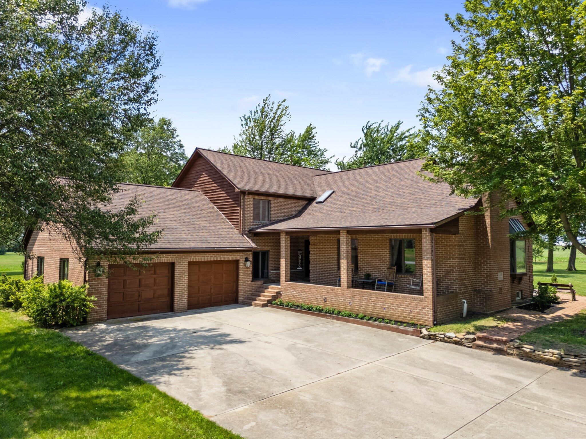 Property Photo: 1178 London Road OH 43162
