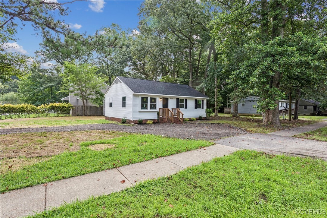 Property Photo: 5720 Centerville Road VA 23188