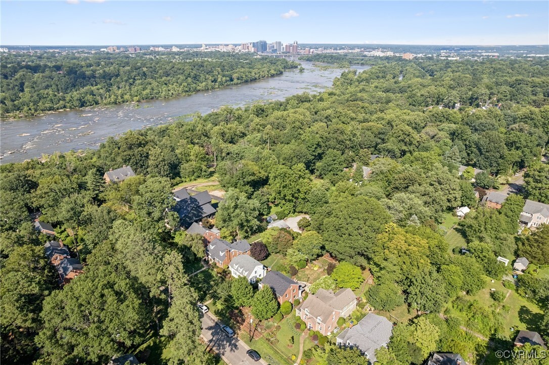 Property Photo: 1907 Southcliff Road VA 23225