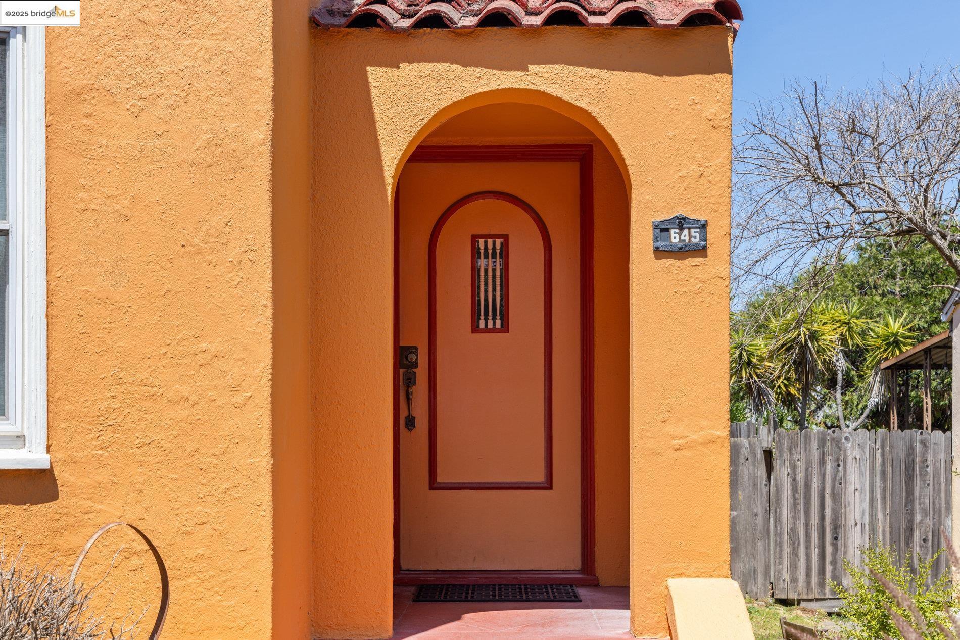 Property Photo: 645 35th Street CA 94805