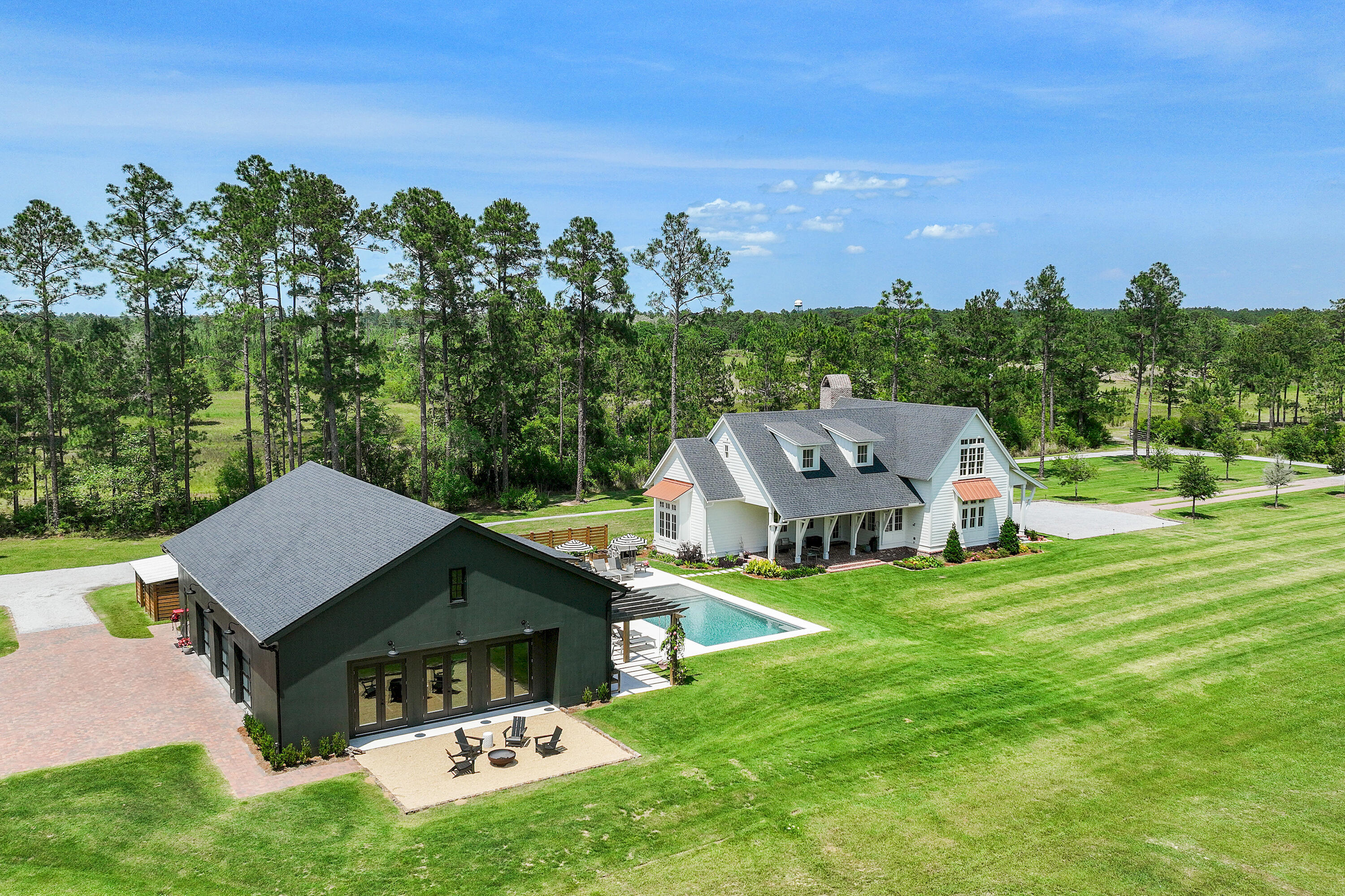 Property Photo:  181 Jonathan Drive  FL 32439 