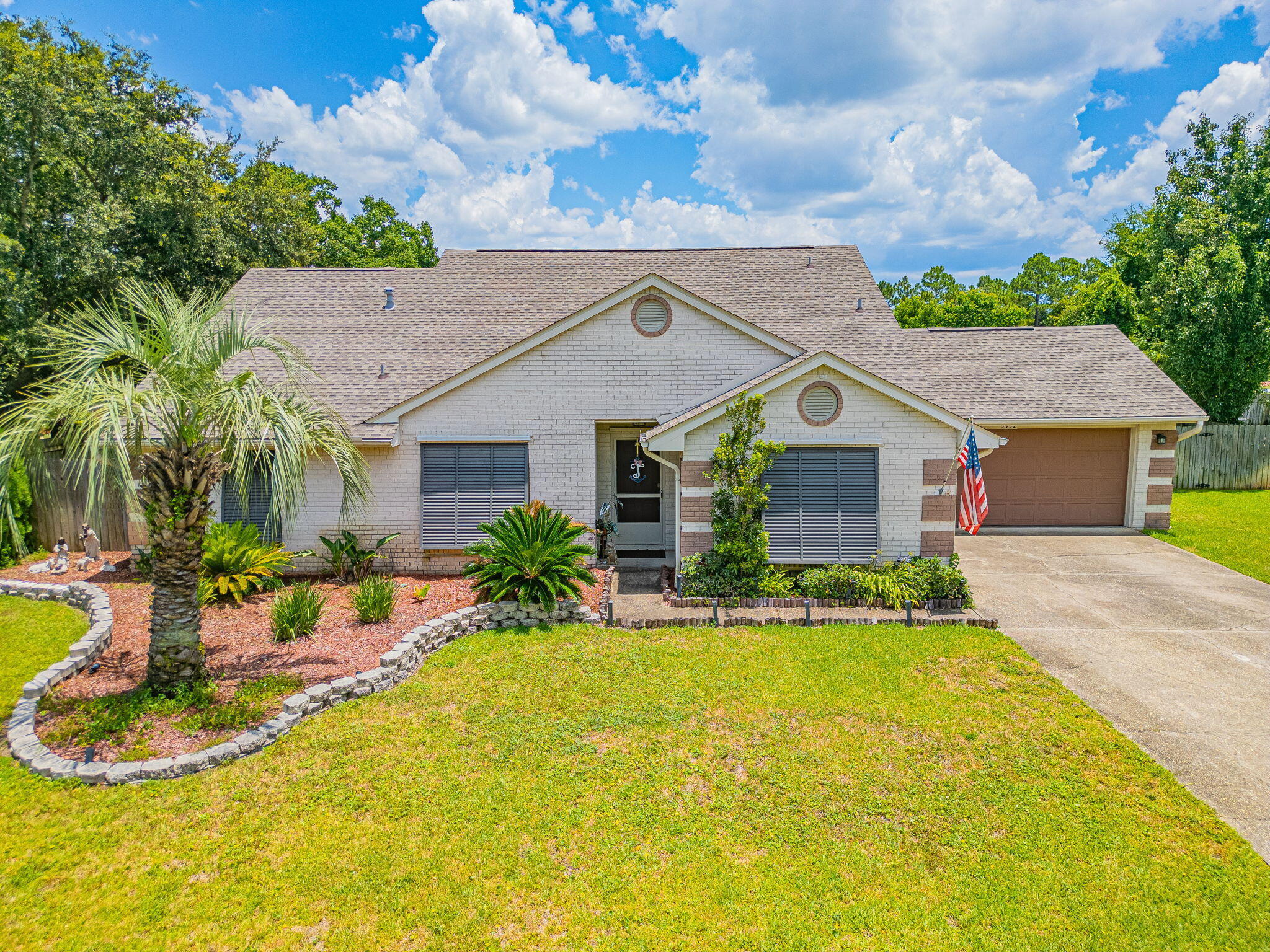 9352 Vandivere Drive  Navarre FL 32566 photo