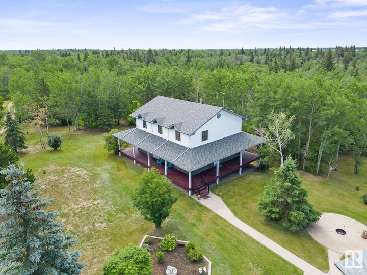Property Photo: 20456 Twp Road 544 AB T8L 3Z3