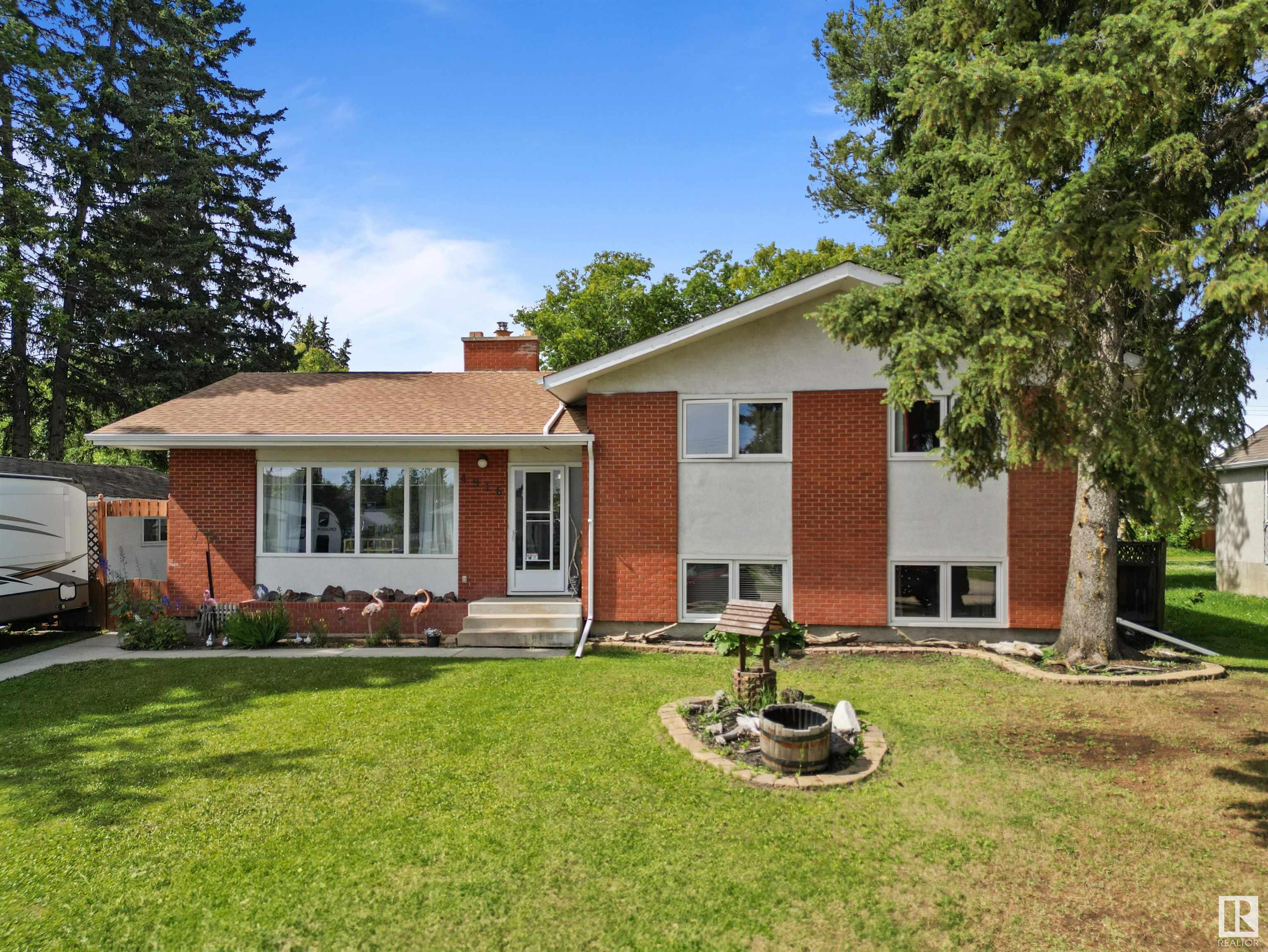 4916 51 Avenue  Breton AB T0C 0P0 photo