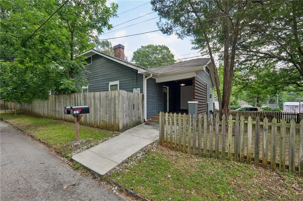 Property Photo:  1310 Hartford Avenue SW  GA 30310 