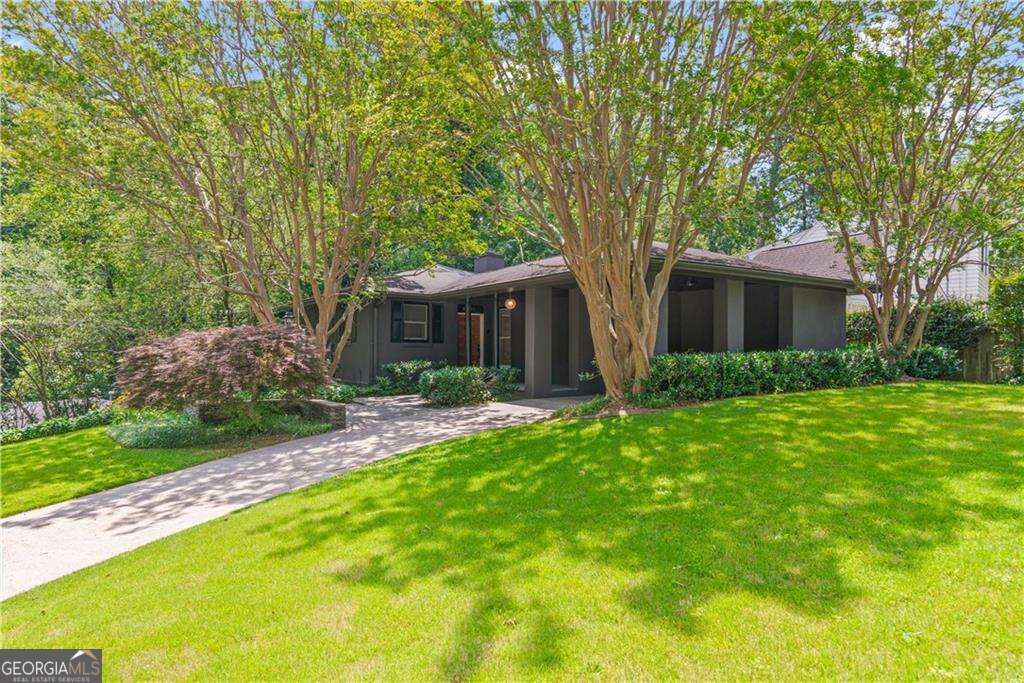 Property Photo: 2901 N Hills Drive NE GA 30305