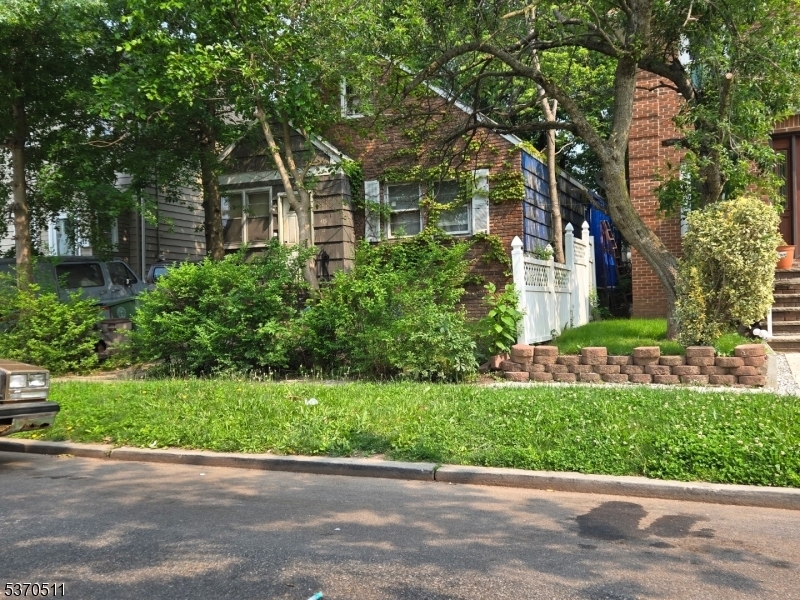 Property Photo: 415 E 4th Ave NJ 07203