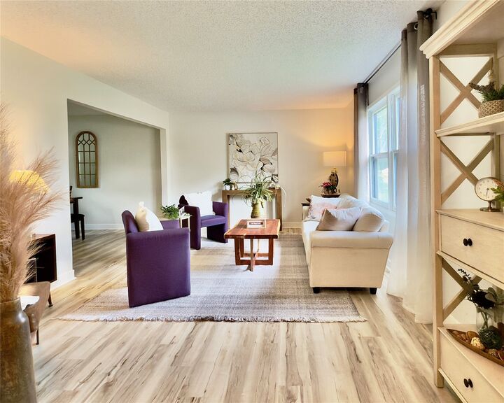 Property Photo: 2209 4th Street SW IA 50009