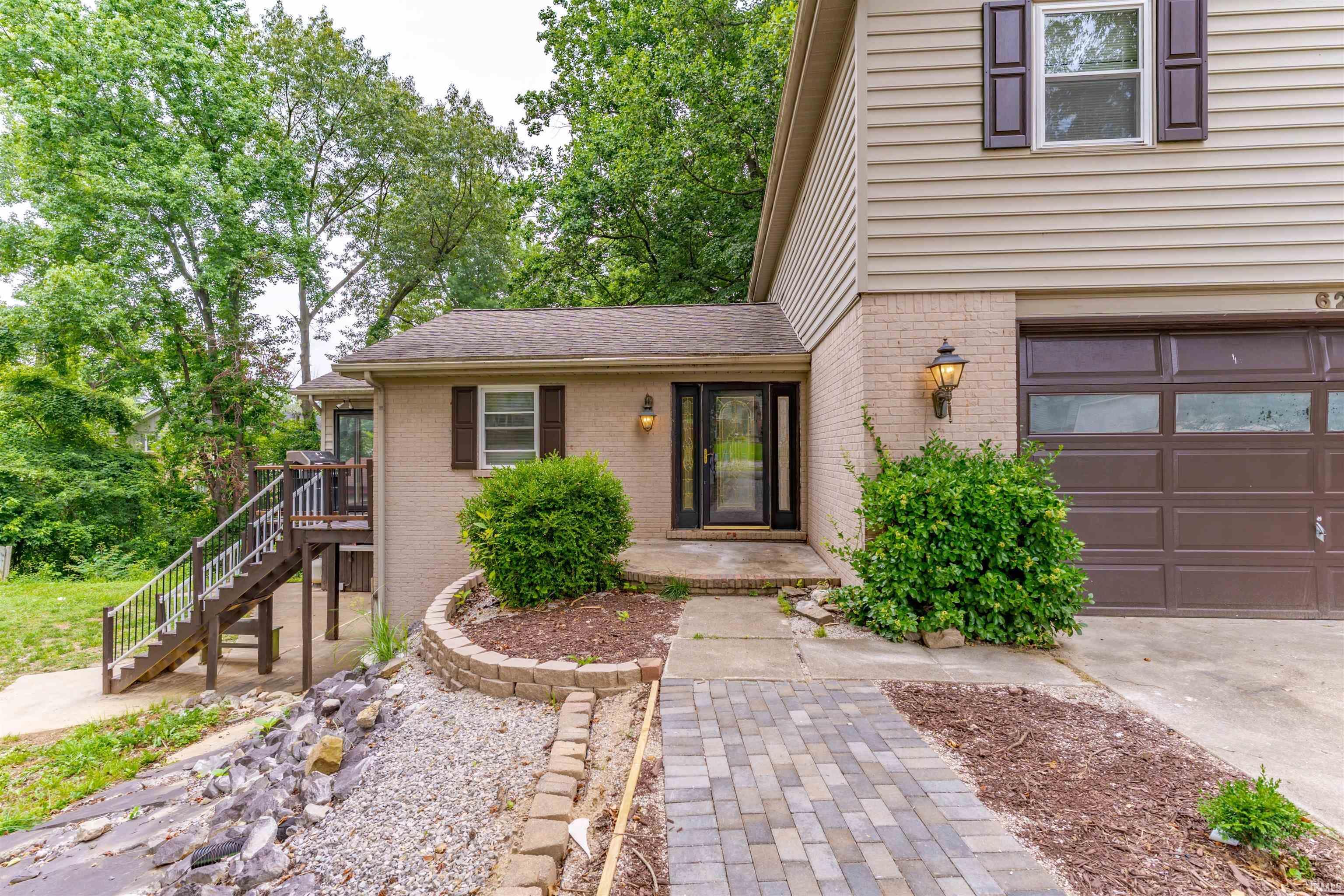 Property Photo: 624 Forest Park Drive IN 47630-1583