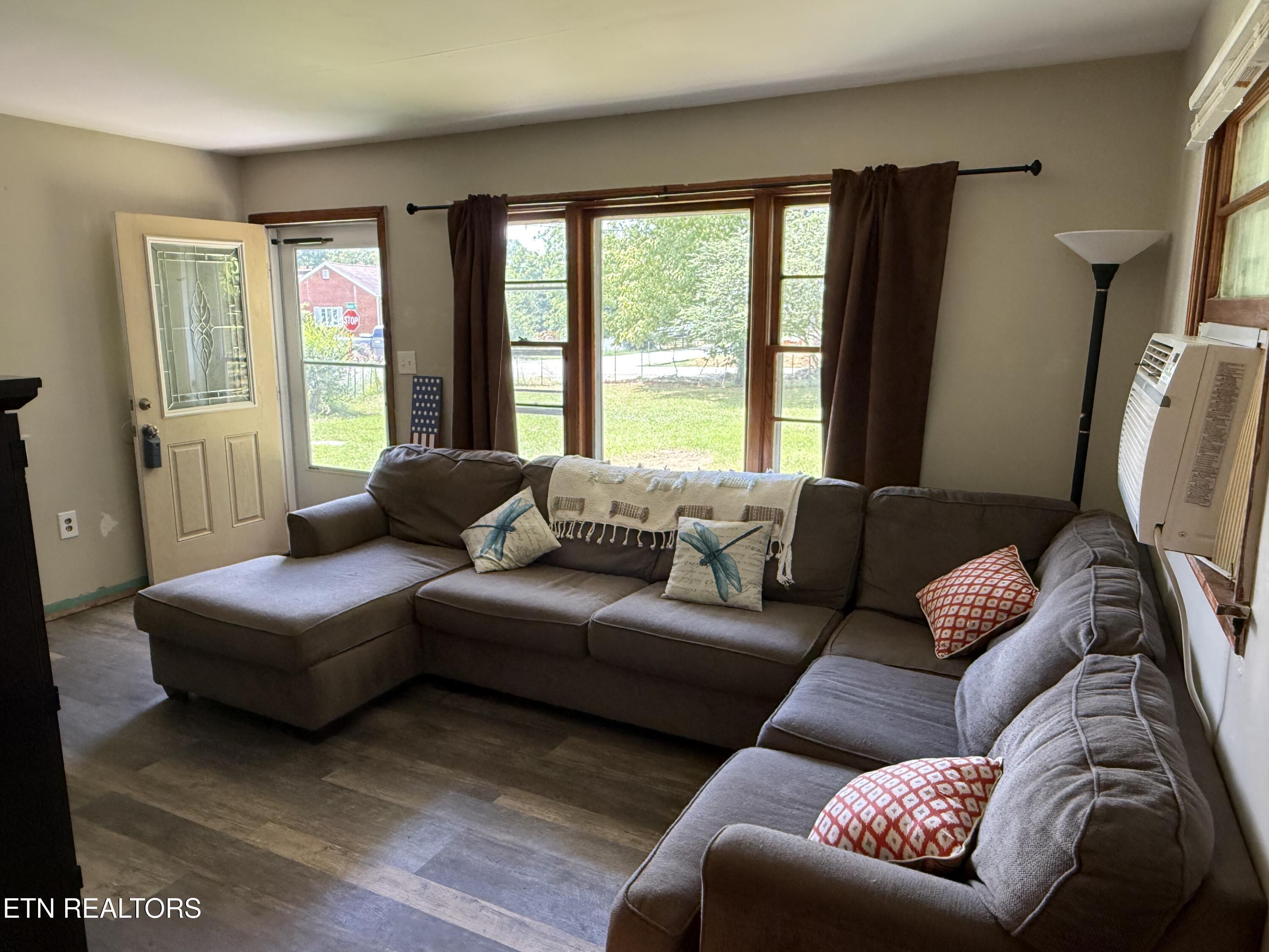 Property Photo: 106 Keener Rd TN 37865