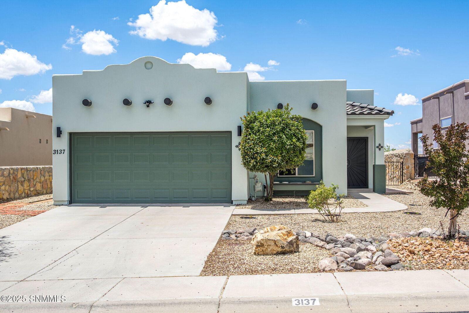 Property Photo:  3137 Rio Arriza Loop  NM 88012 