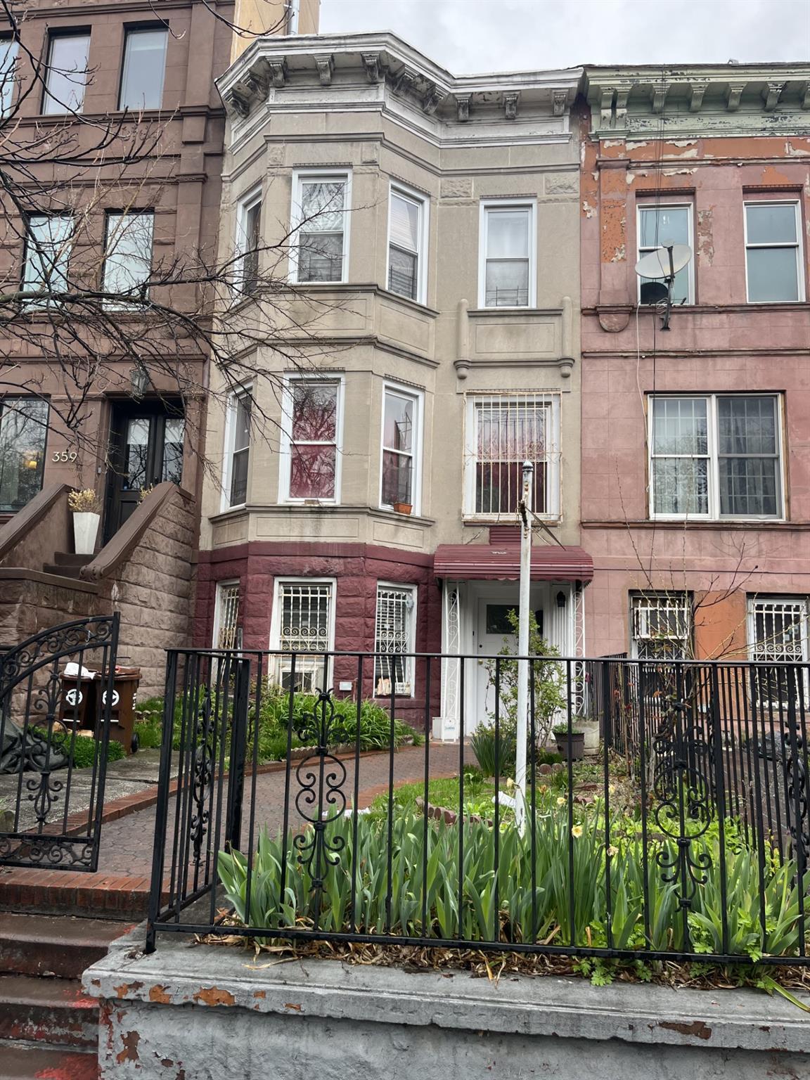 361 Eastern Parkway  Brooklyn NY 11216 photo