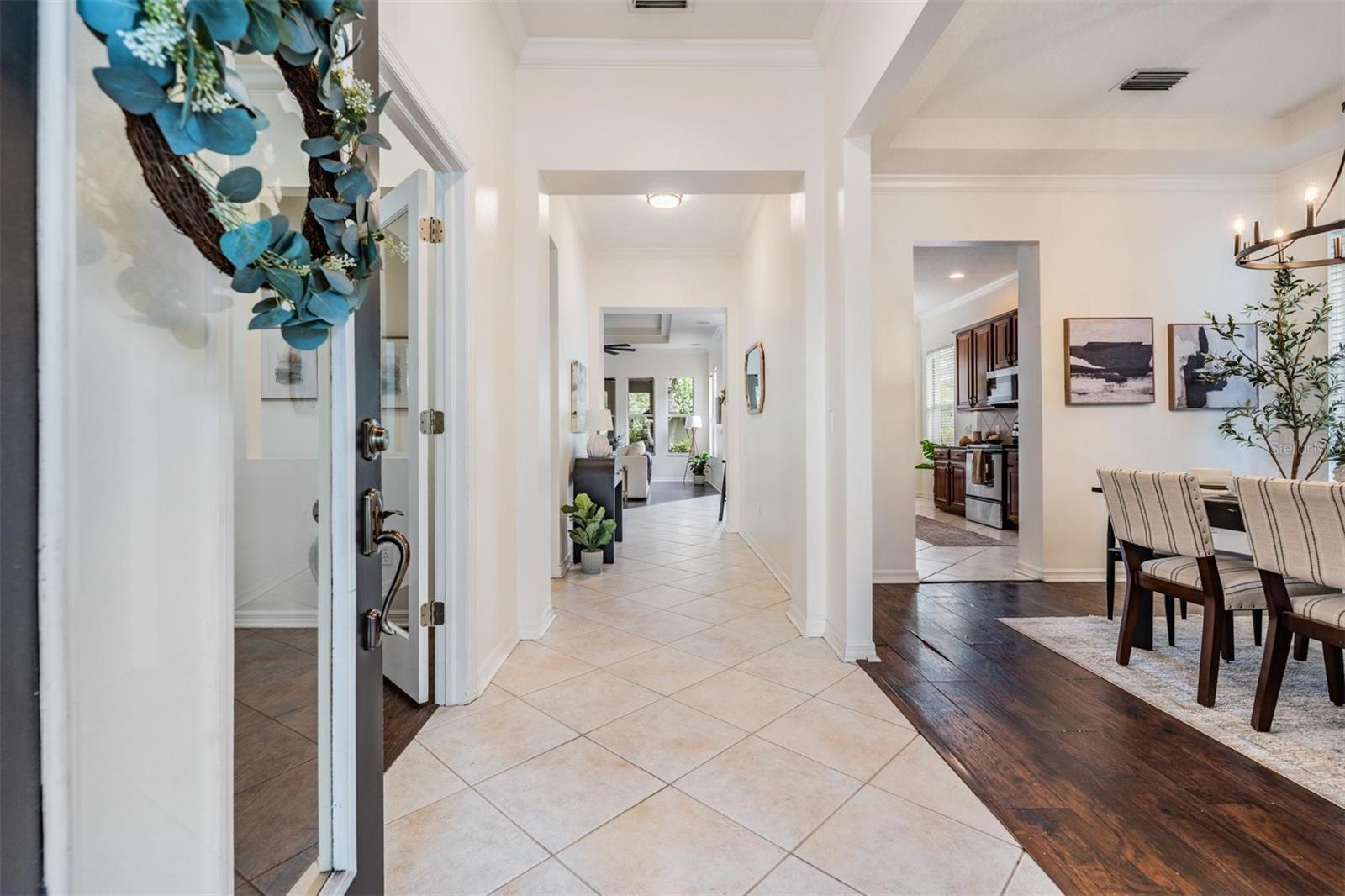 Property Photo: 10305 Marchmont Court FL 33626